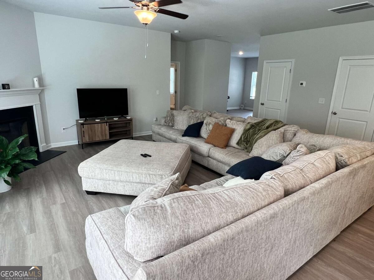 109 Cedar Wood Trace Property Photo 11
