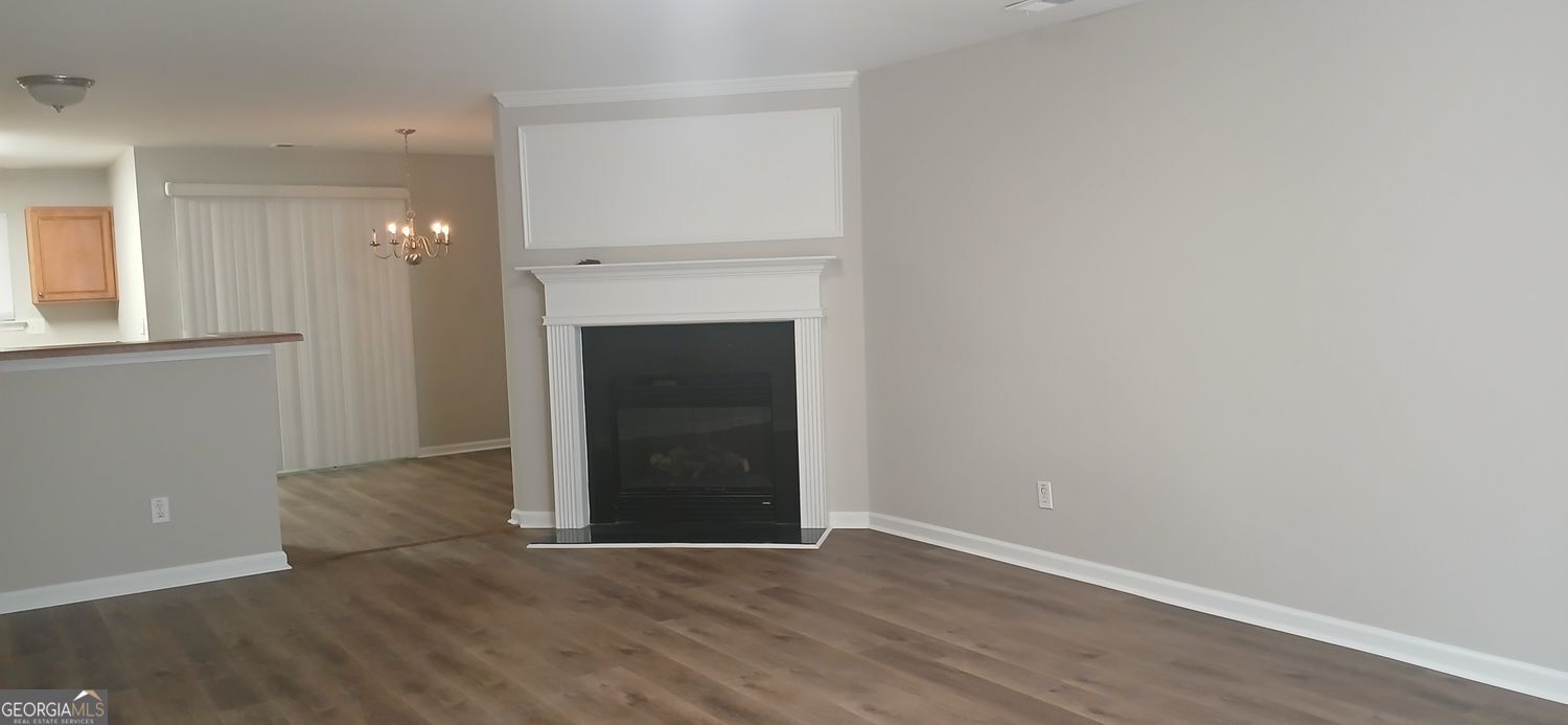 757 Crestwell Circle Sw Property Photo 2