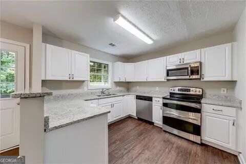 4161 Wyndham Pointe Court Property Photo 5
