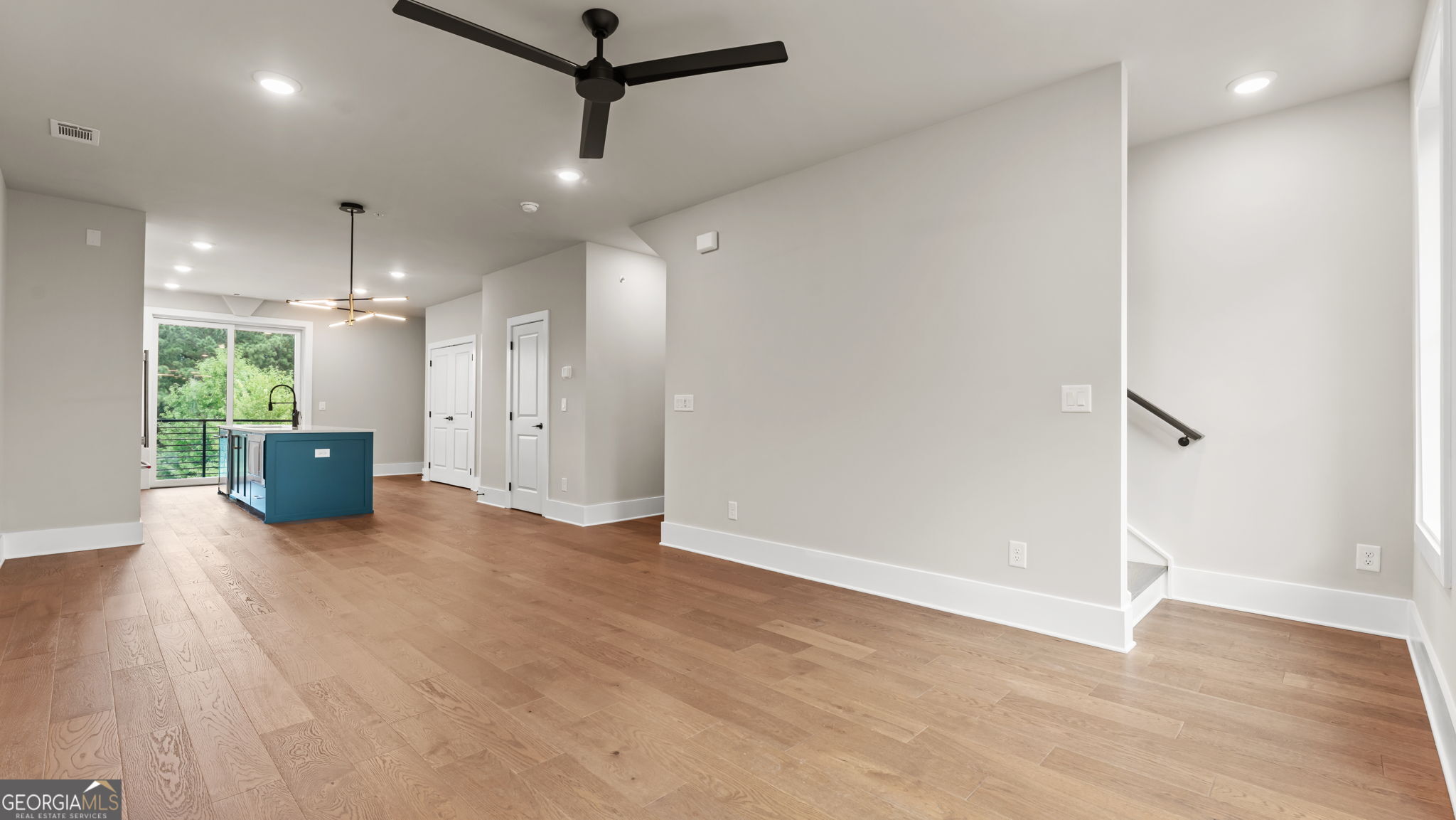 7150 Summit Place Property Photo 12