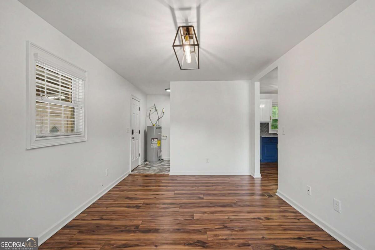 312 W Downing Court Property Photo 7