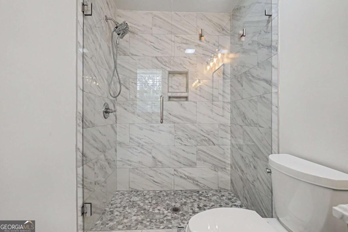 312 W Downing Court Property Photo 16