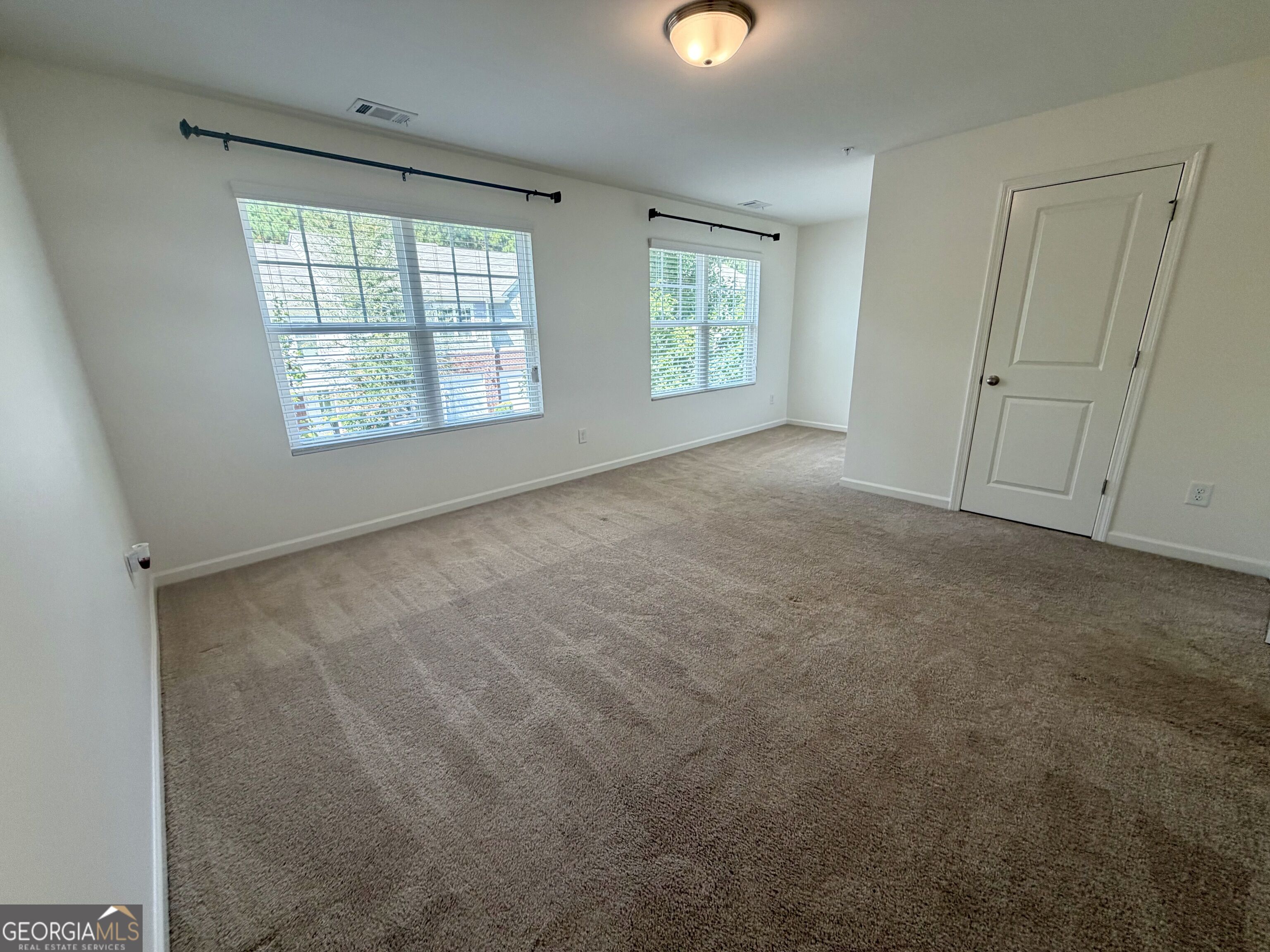 1913 Millstream Hollow Property Photo 8