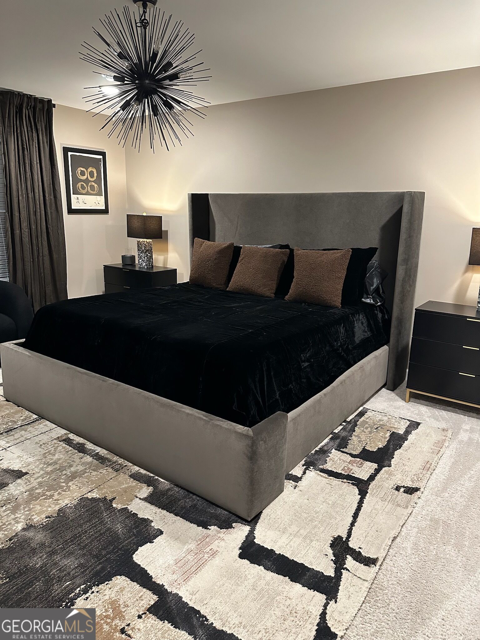 1292 Williamette Way Property Photo 3