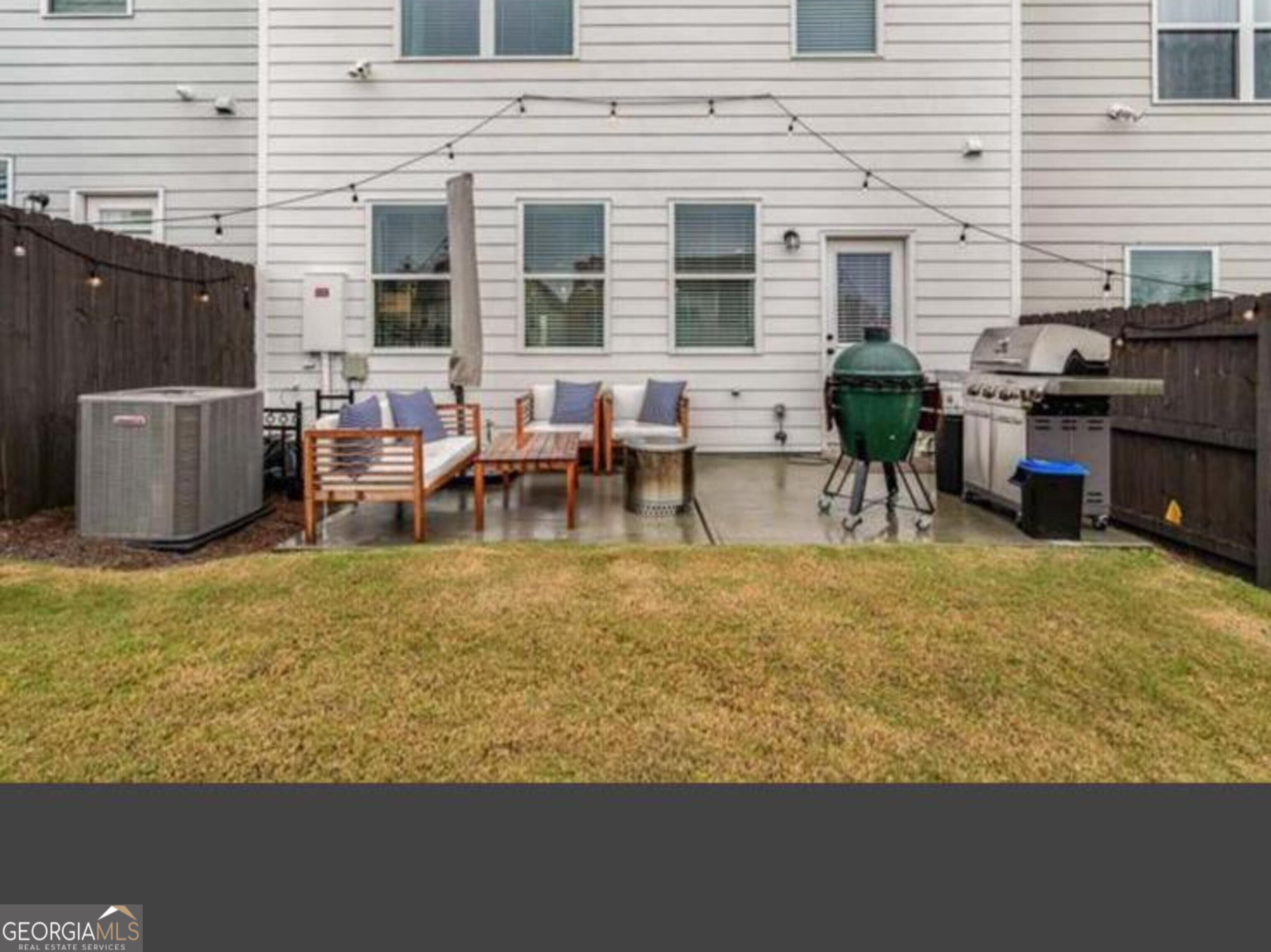 1292 Williamette Way Property Photo 9