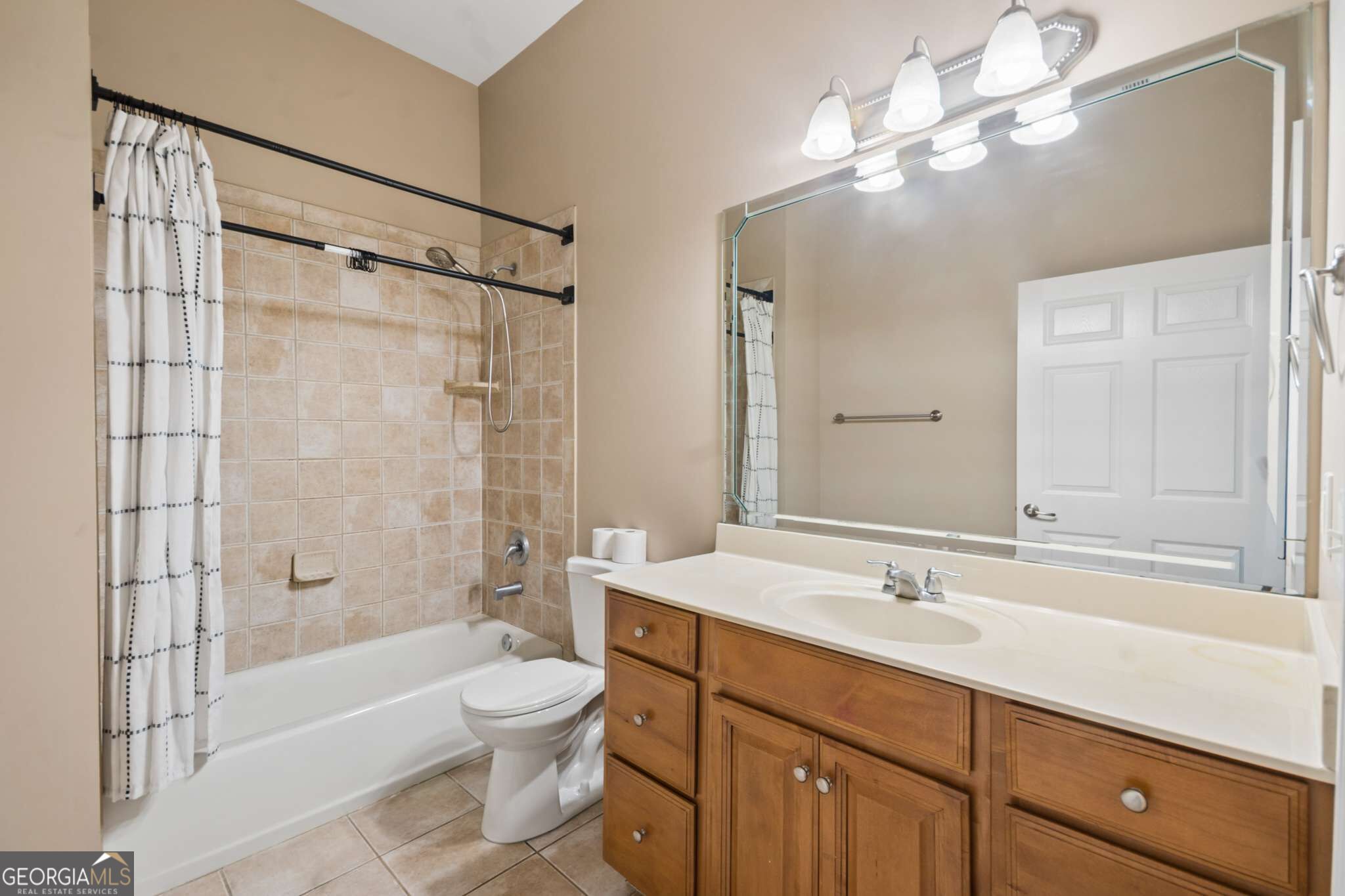 3138 Alhambra Circle Property Photo 14