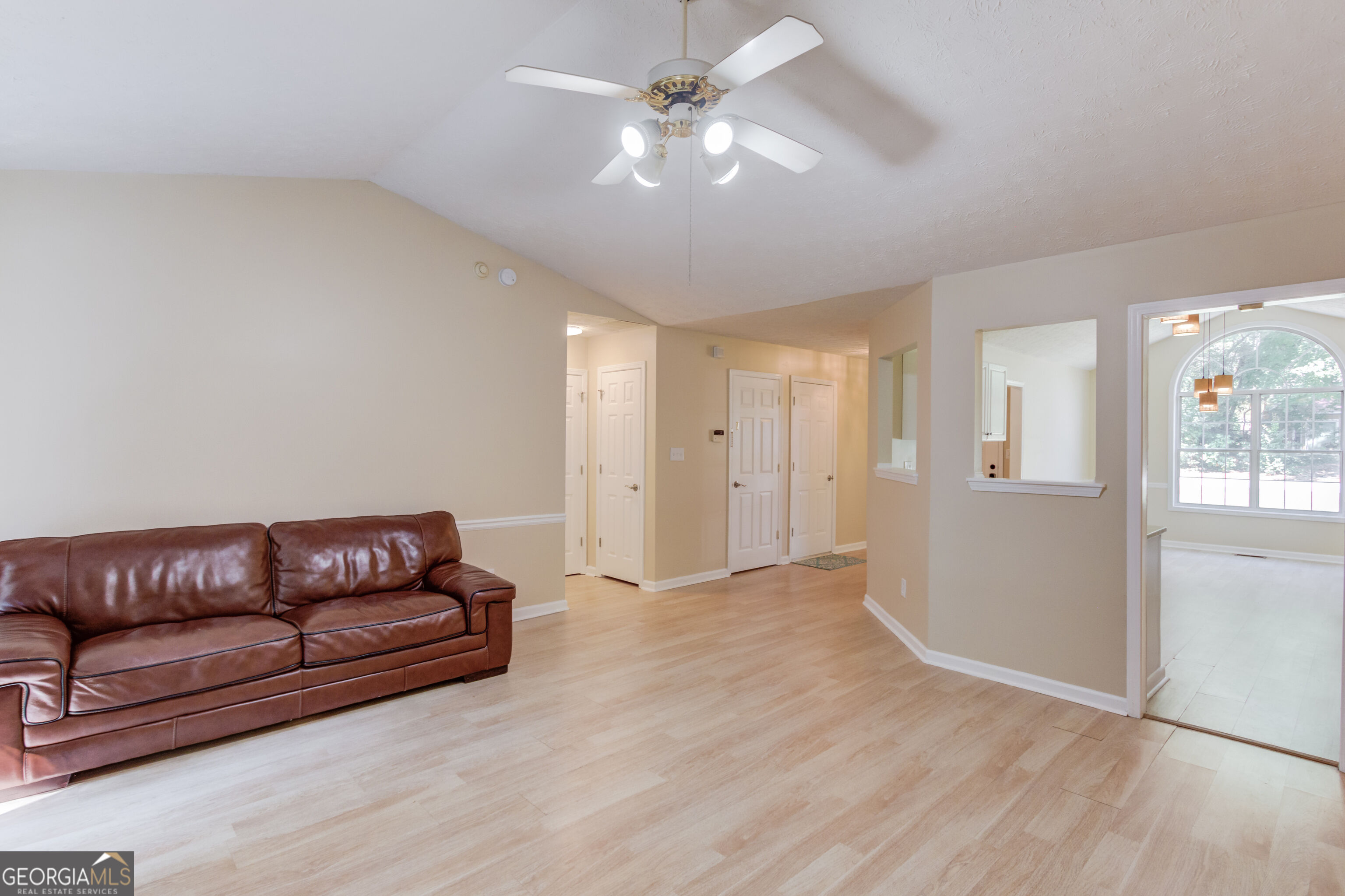 525 Clearwater Place Property Photo 7