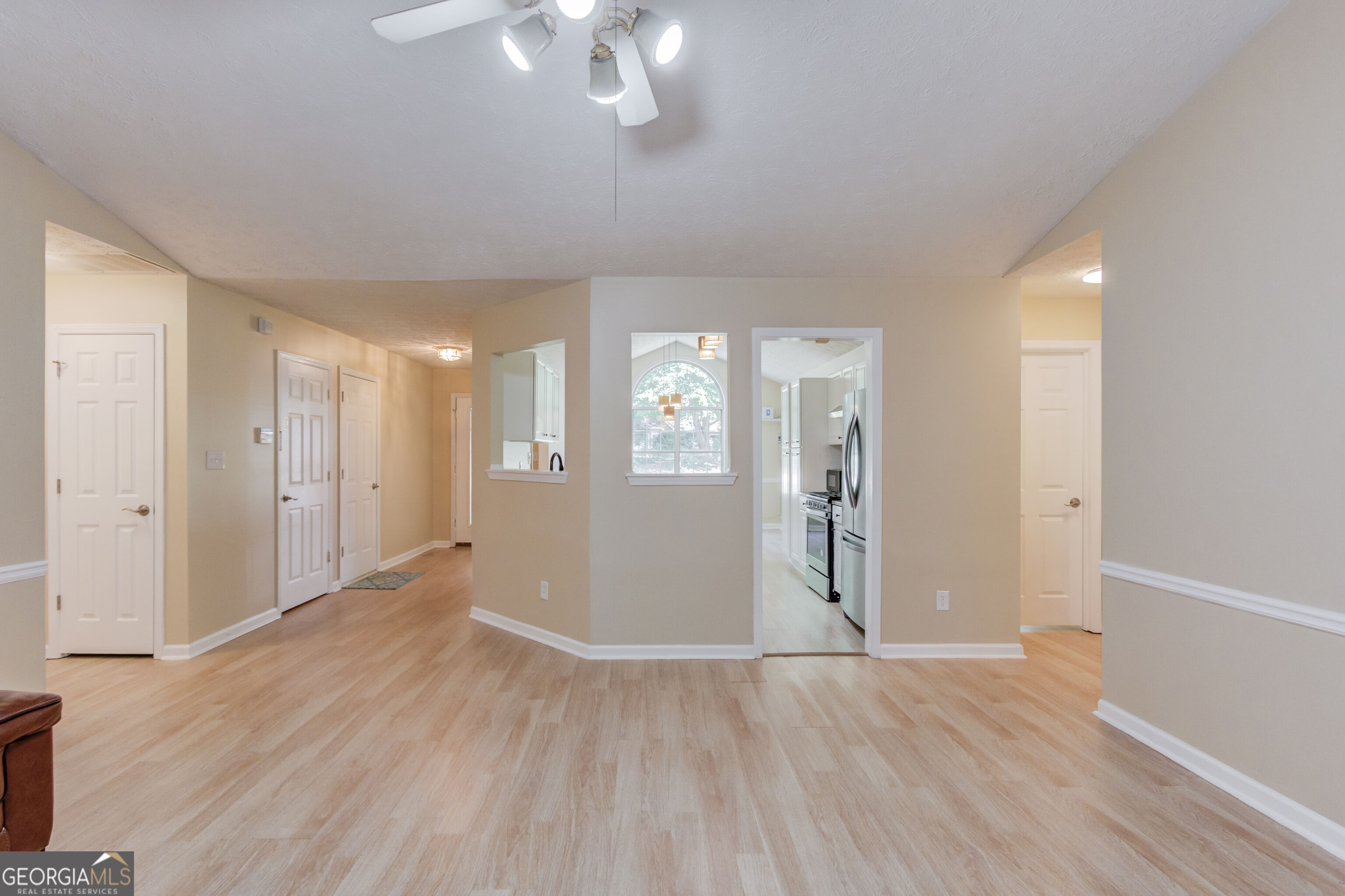 525 Clearwater Place Property Photo 8