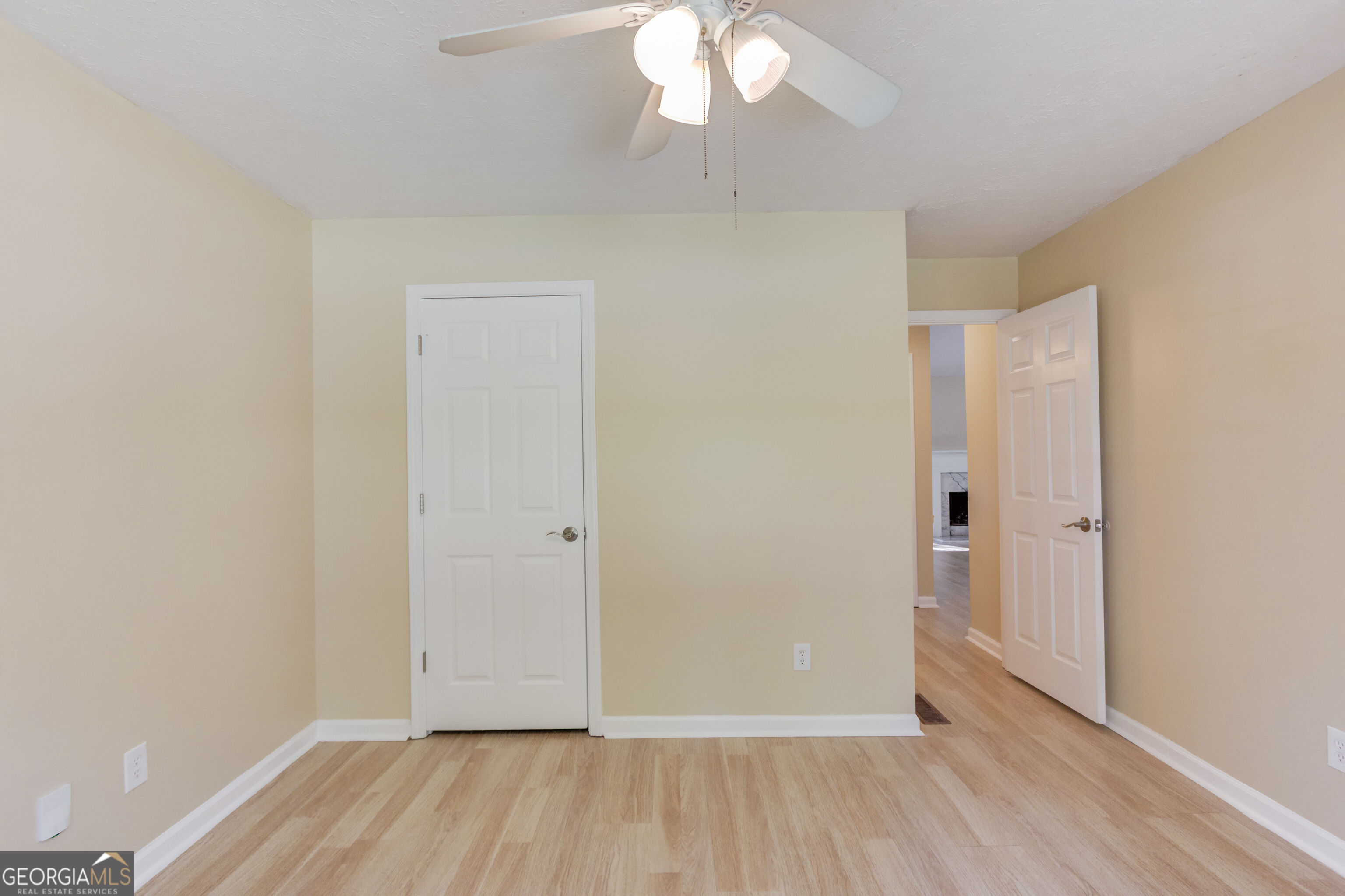 525 Clearwater Place Property Photo 22