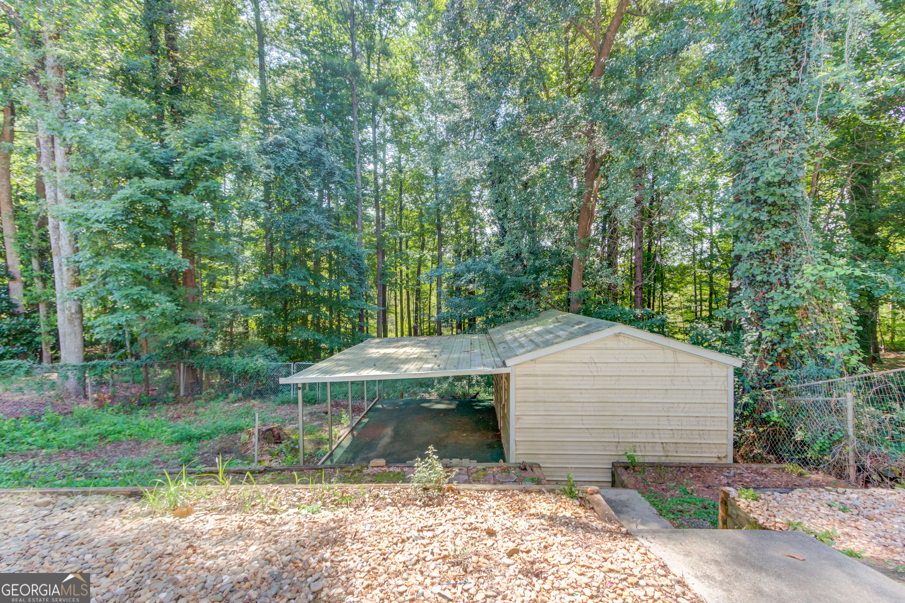 525 Clearwater Place Property Photo 46