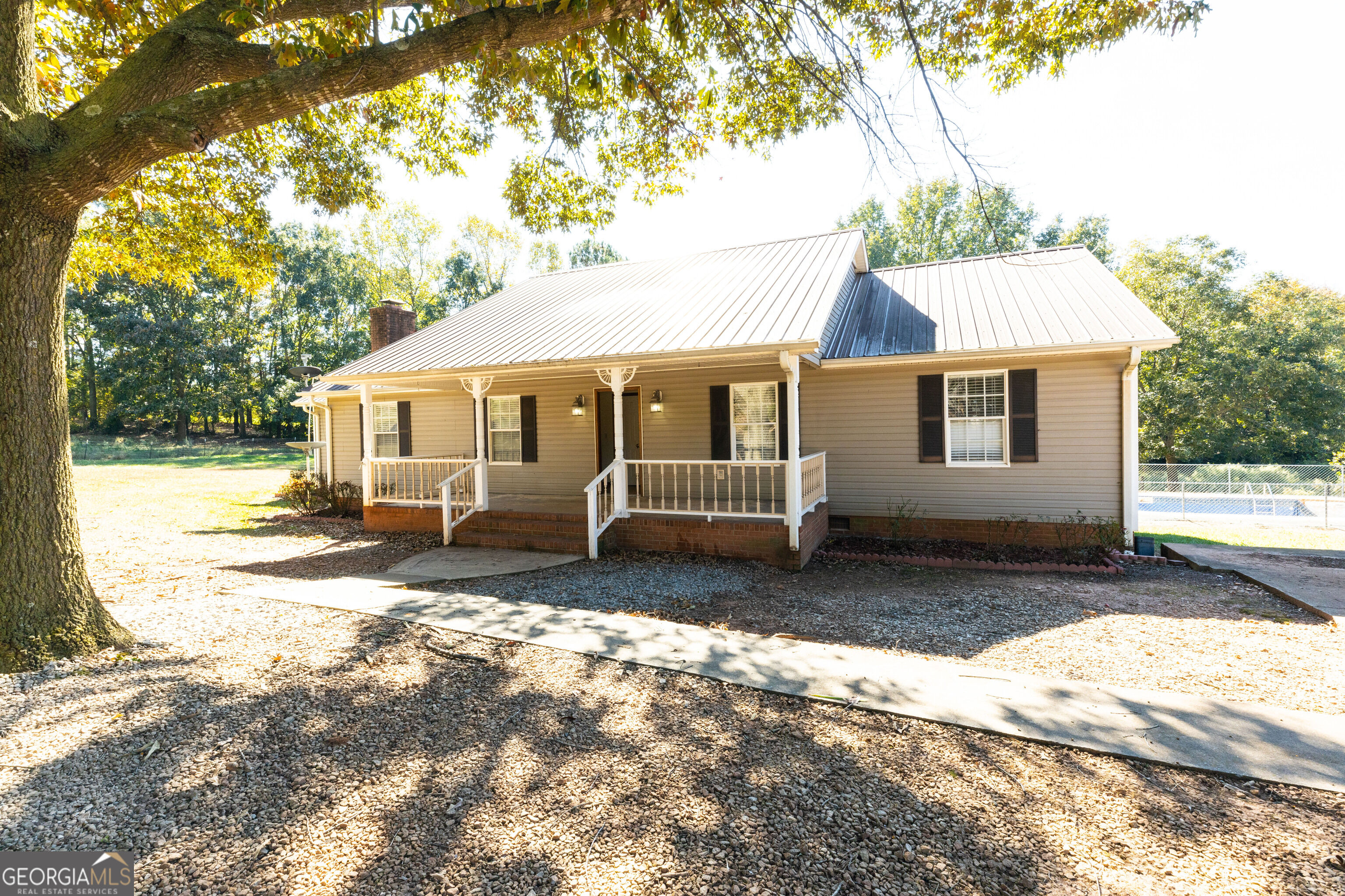 81 Peeples Street Property Photo 1