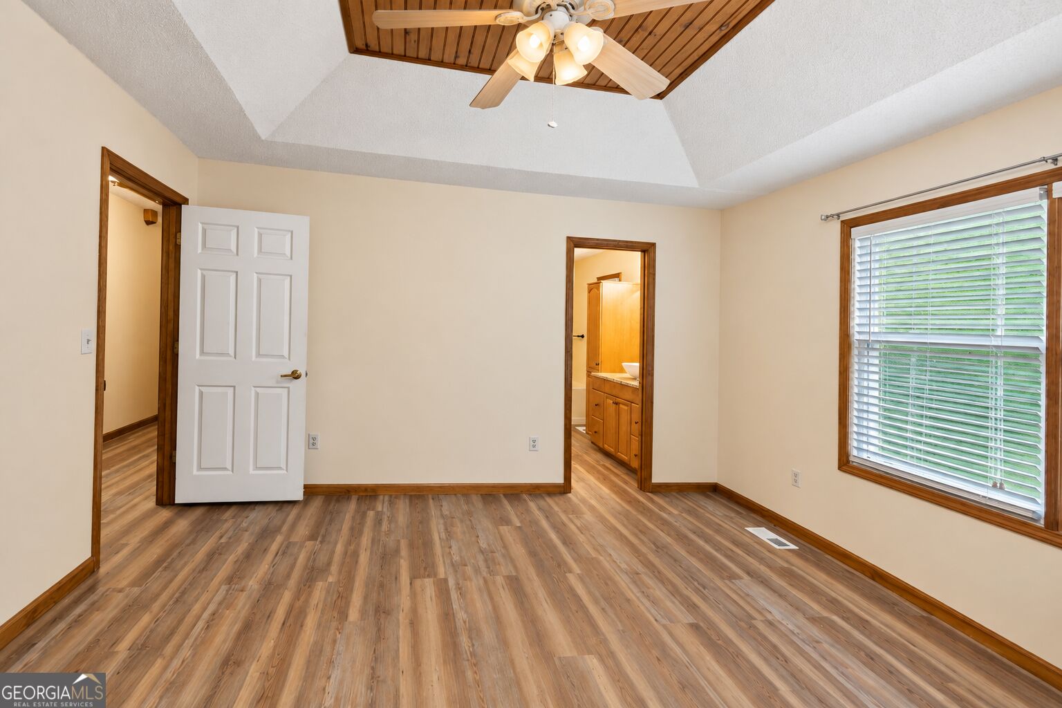 81 Peeples Street Property Photo 12