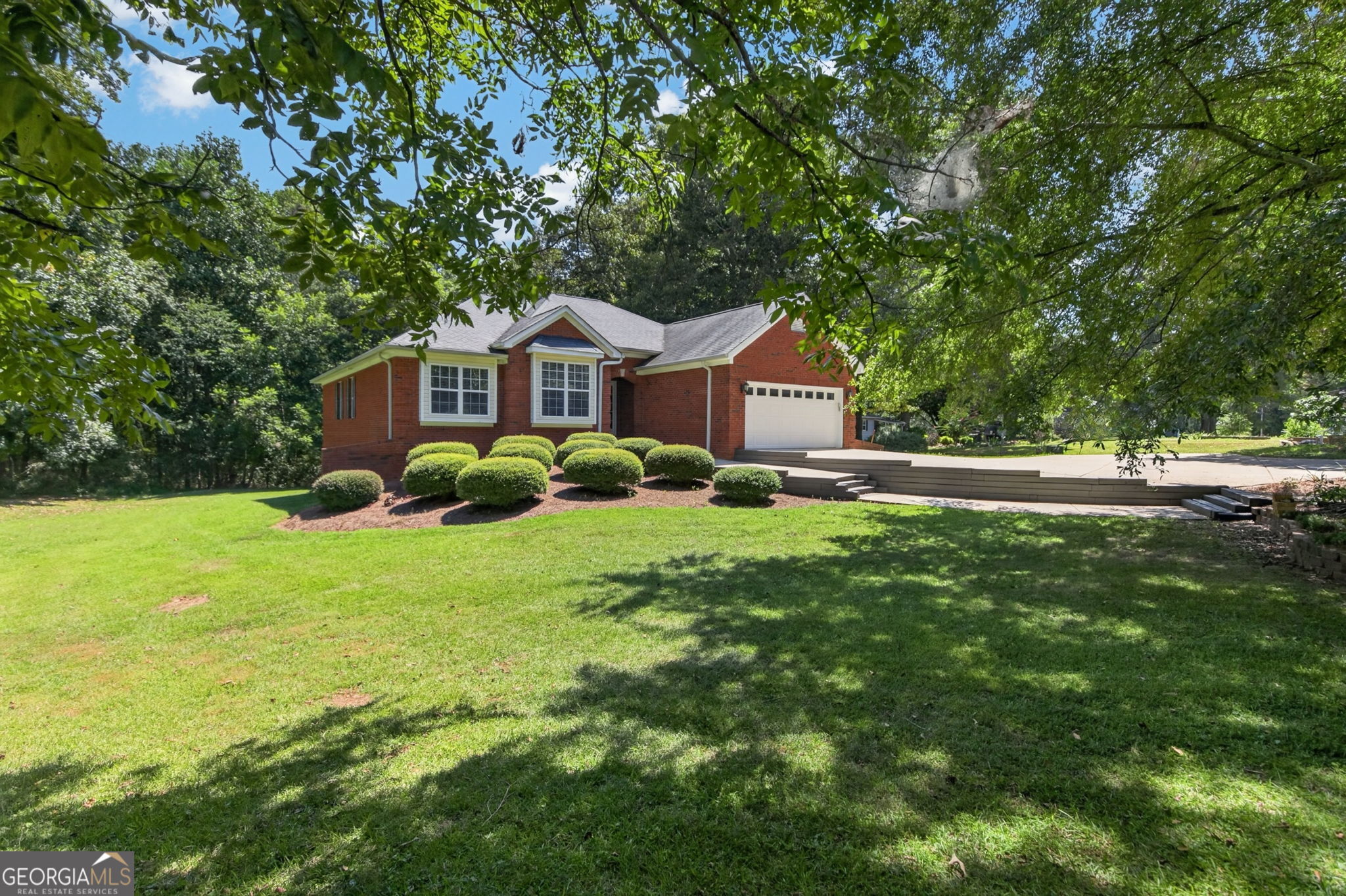 785 Courthouse Road Property Photo 1