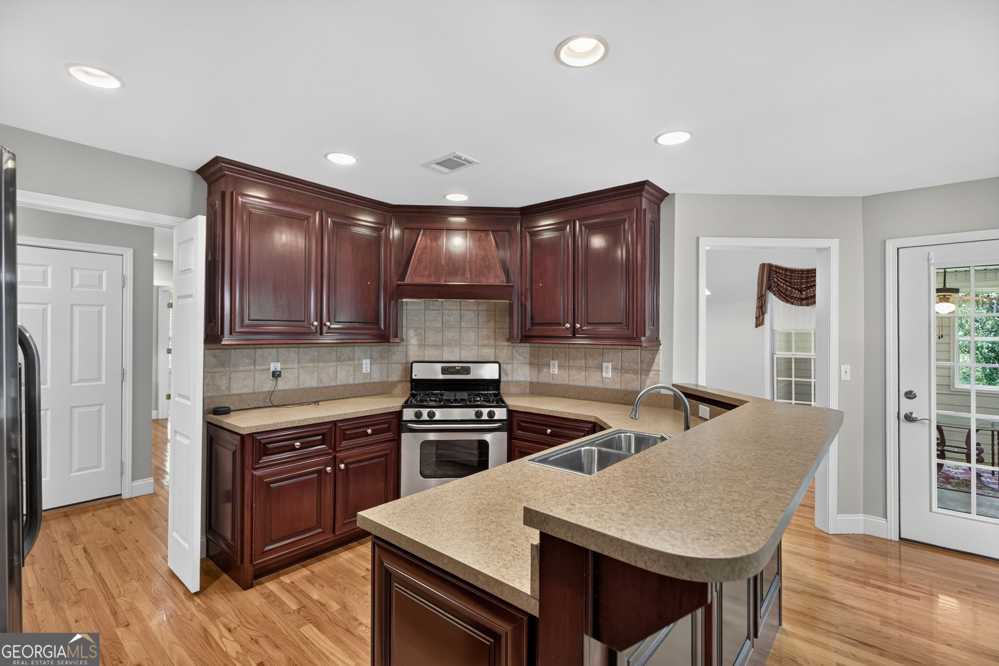 785 Courthouse Road Property Photo 11