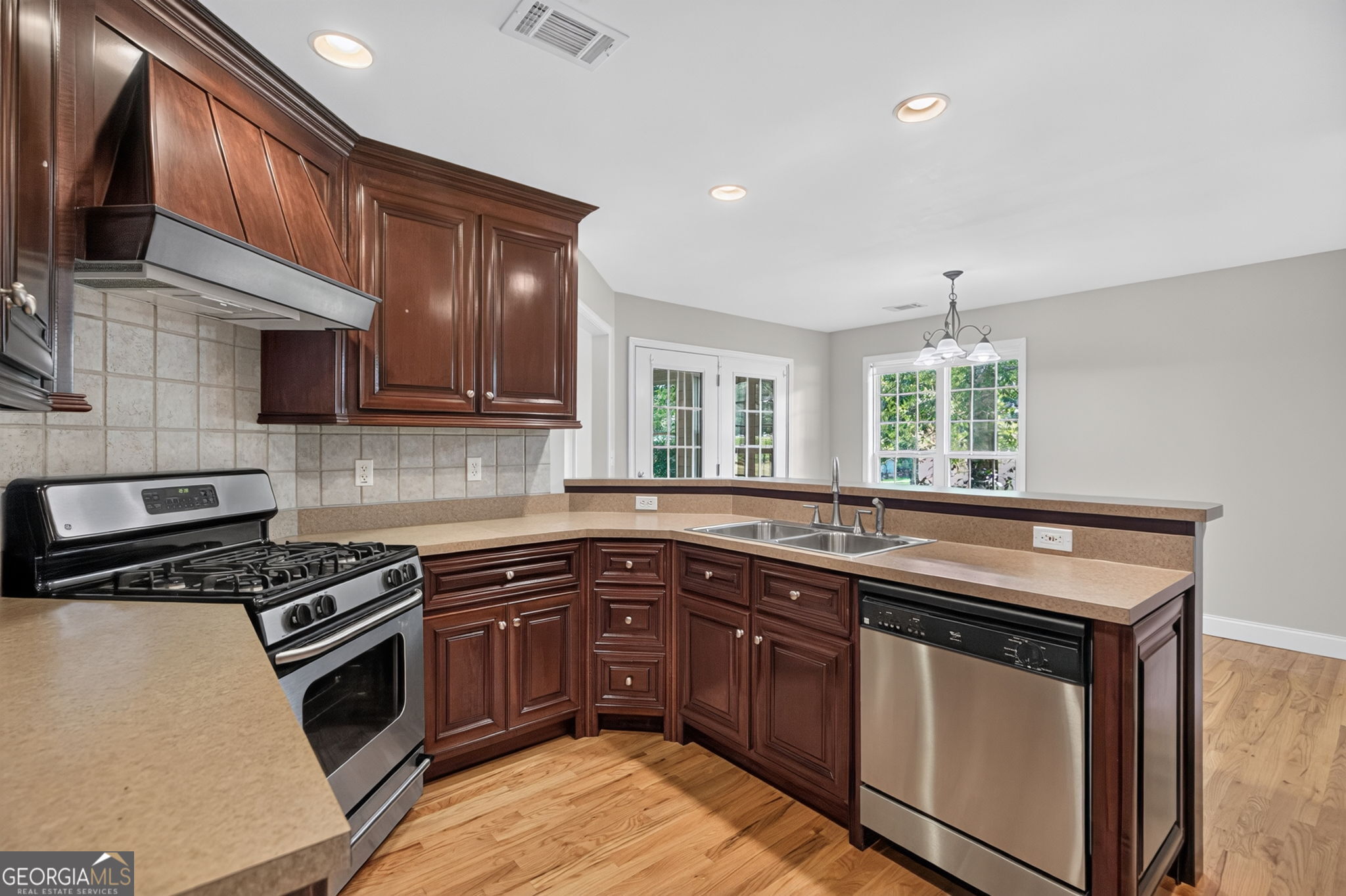 785 Courthouse Road Property Photo 13