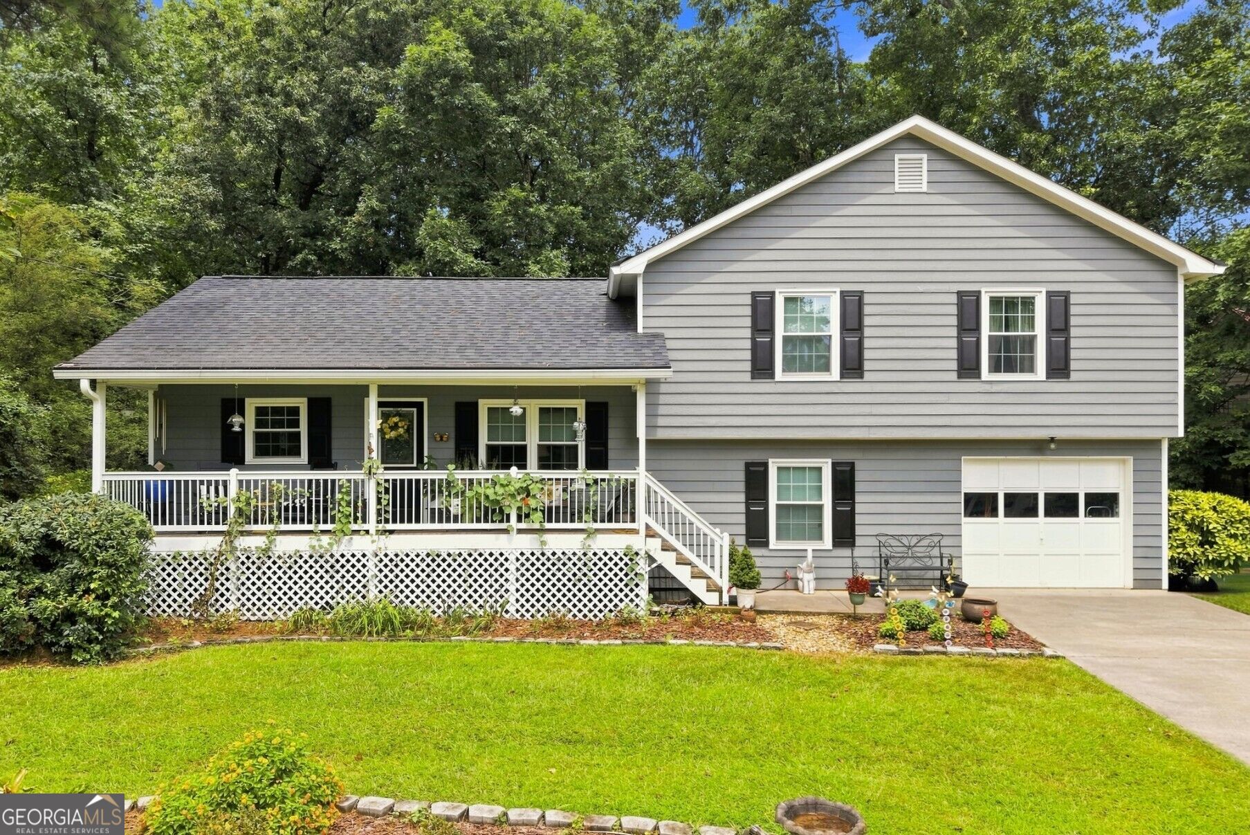 2488 Forestdale Drive Property Photo 1