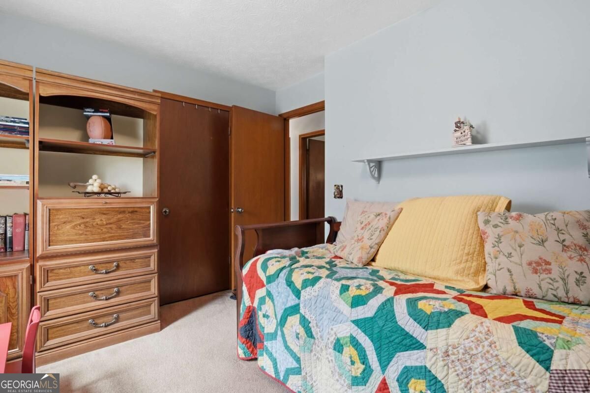 2488 Forestdale Drive Property Photo 23