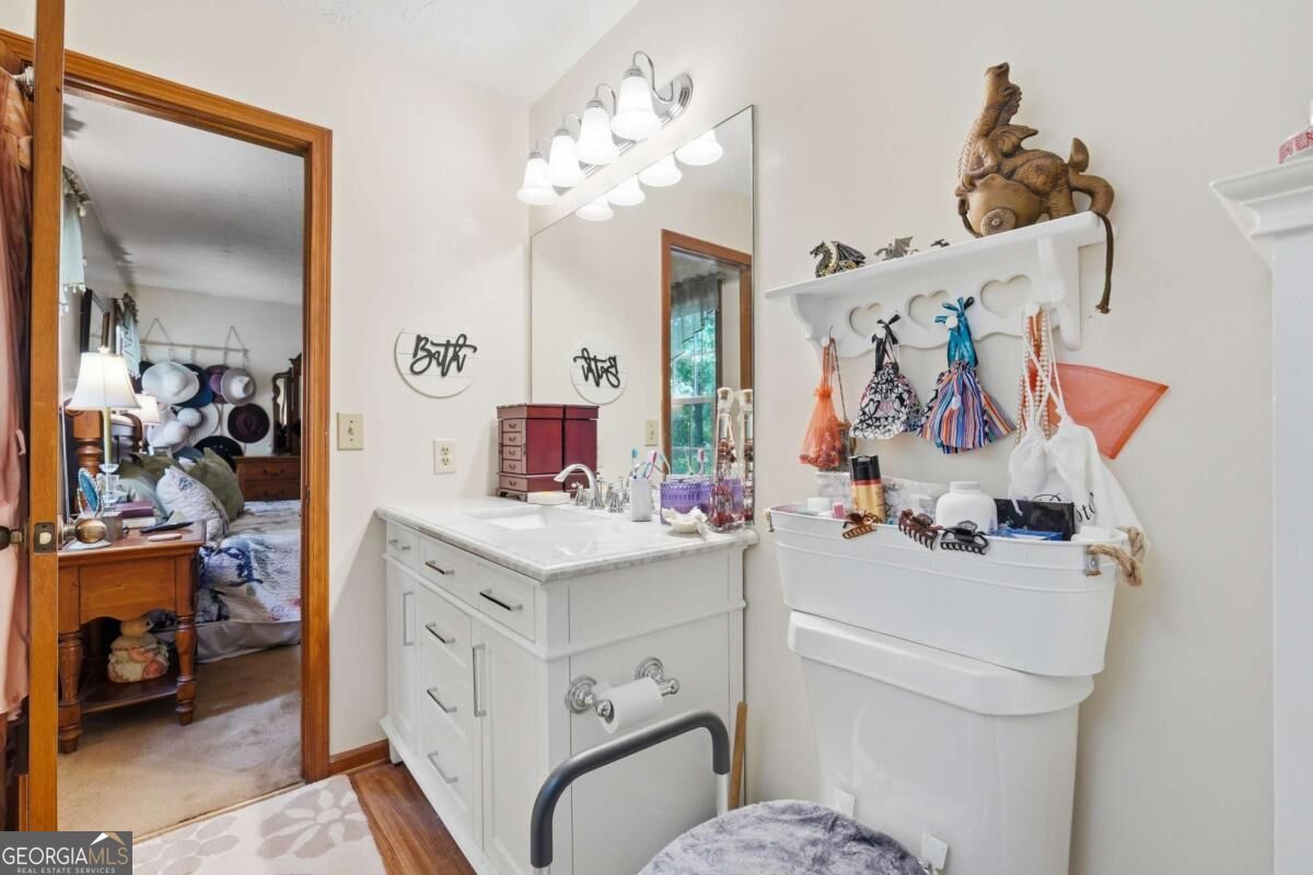 2488 Forestdale Drive Property Photo 31