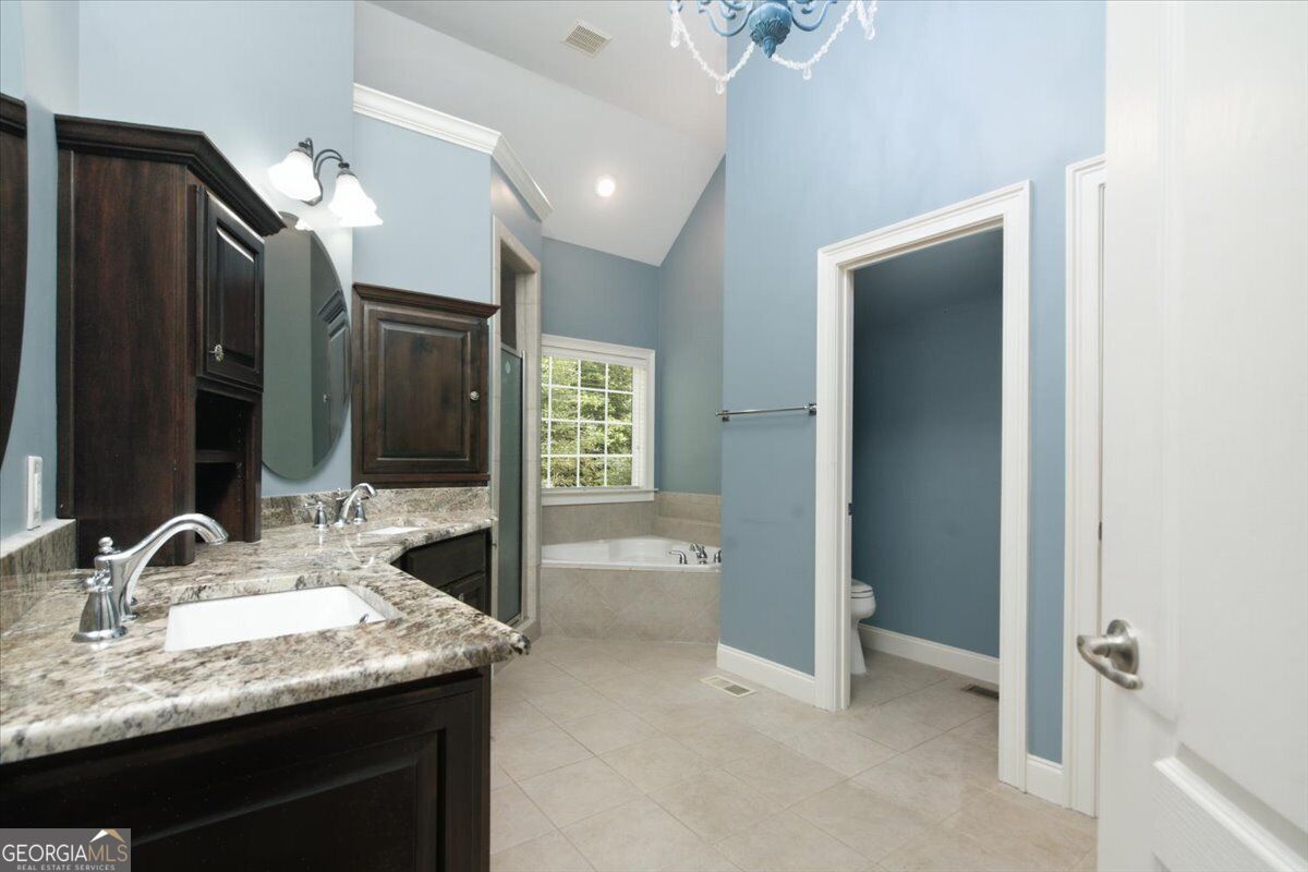 303 Vantage Drive Property Photo 26