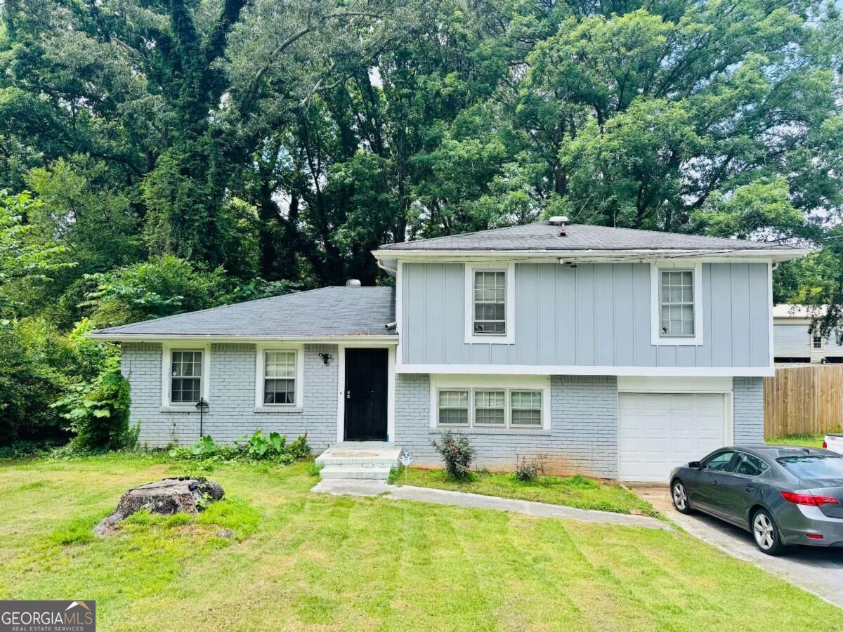 521 Navarre Drive Property Photo 1