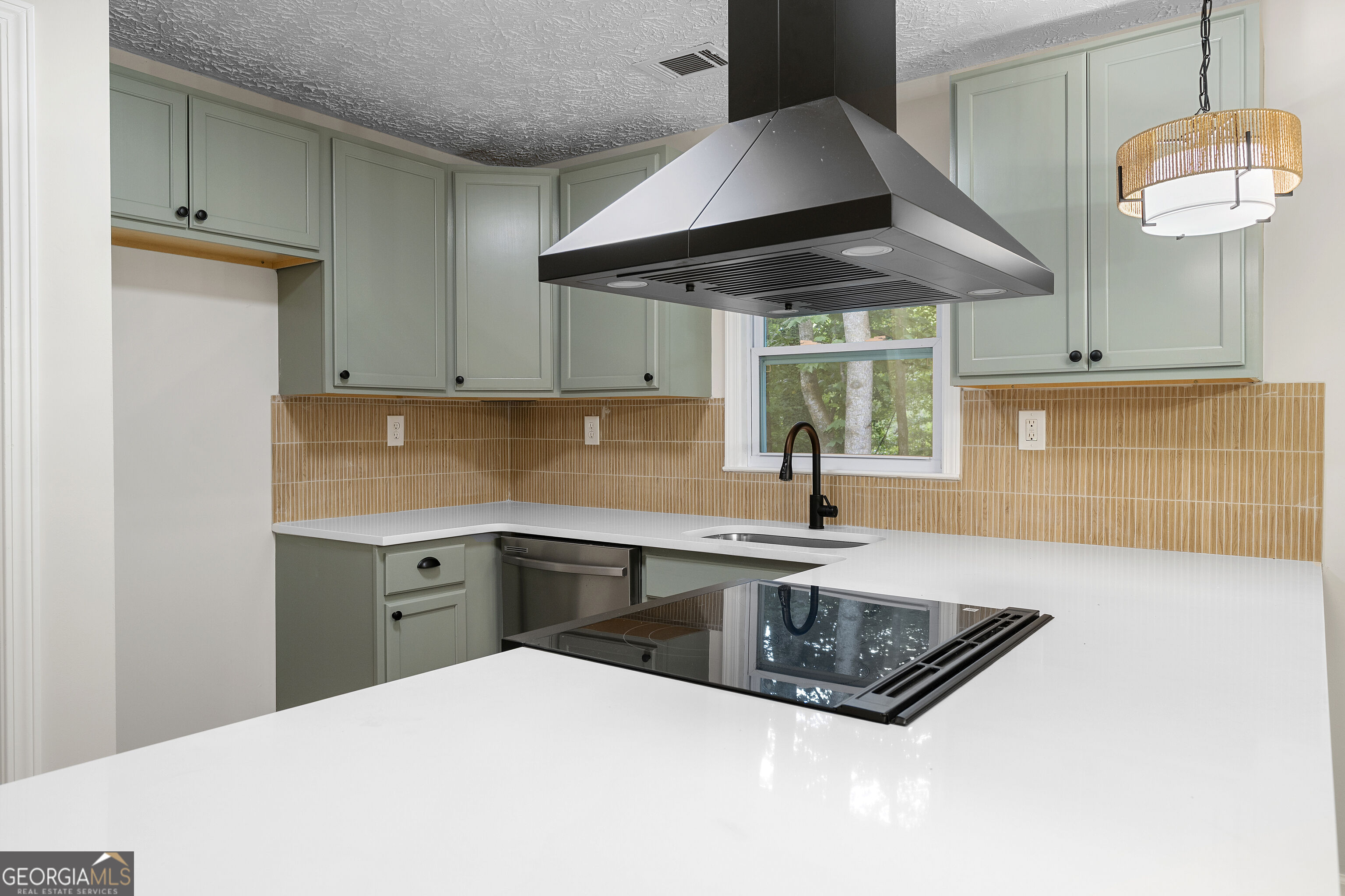 63 Moss Road Property Photo 10