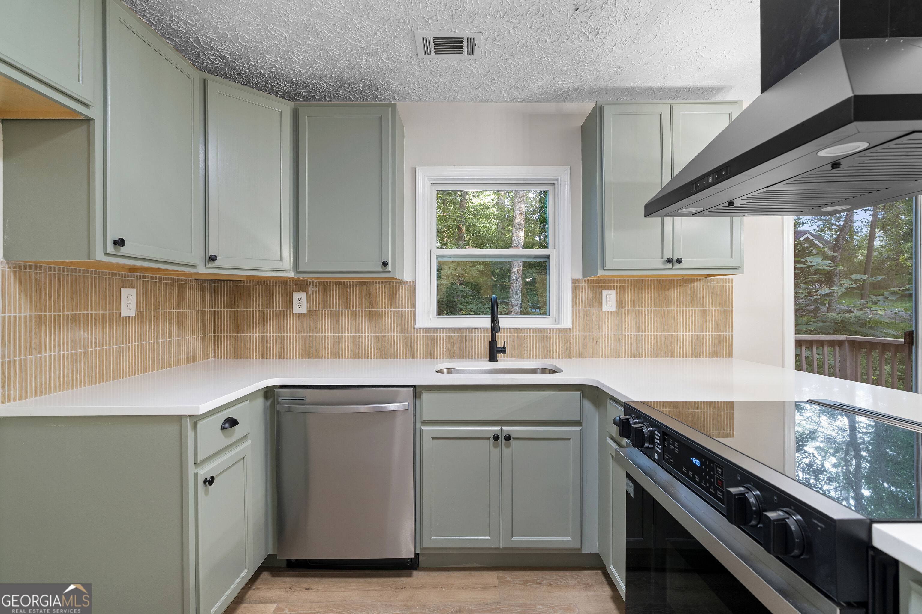 63 Moss Road Property Photo 11
