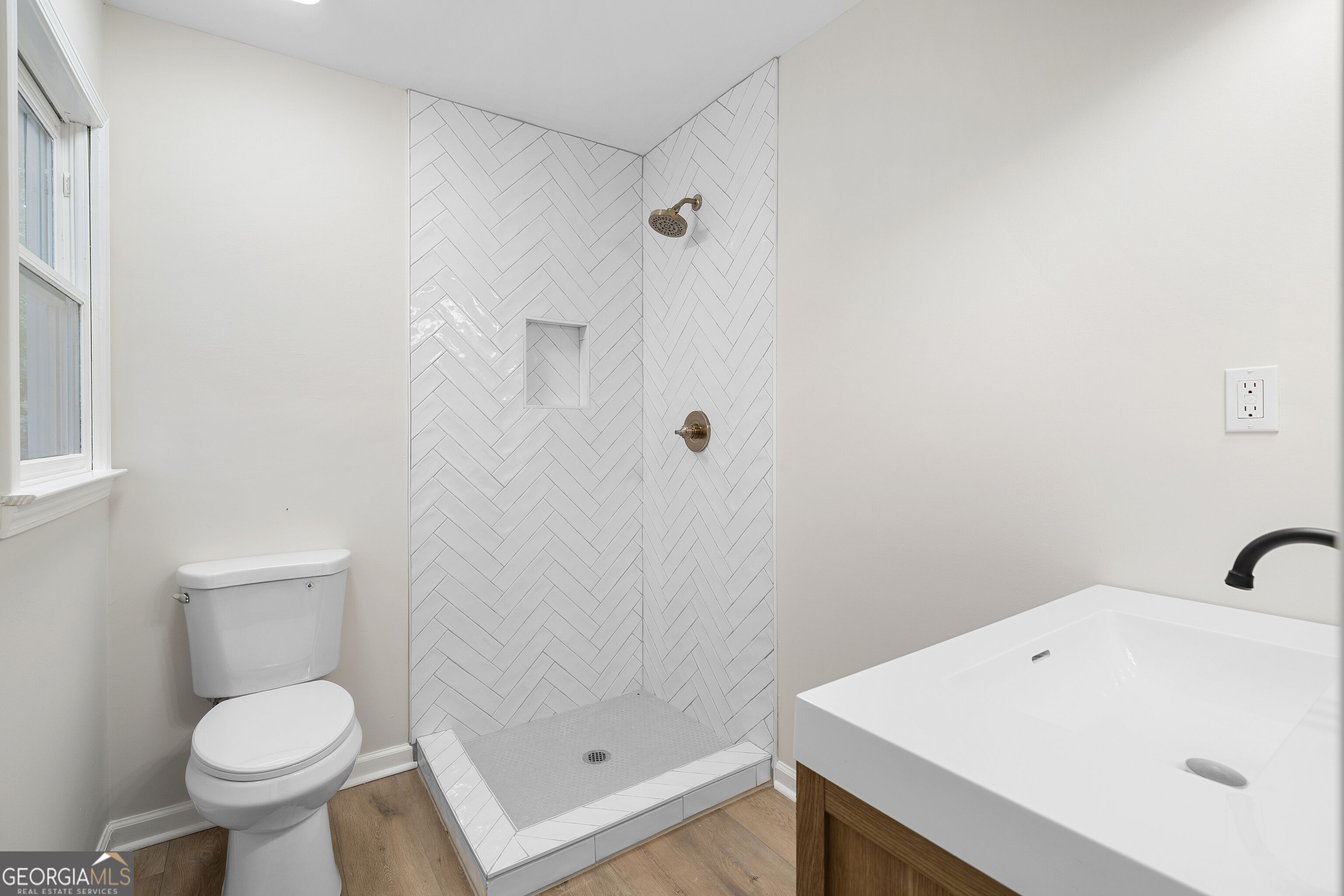 63 Moss Road Property Photo 14