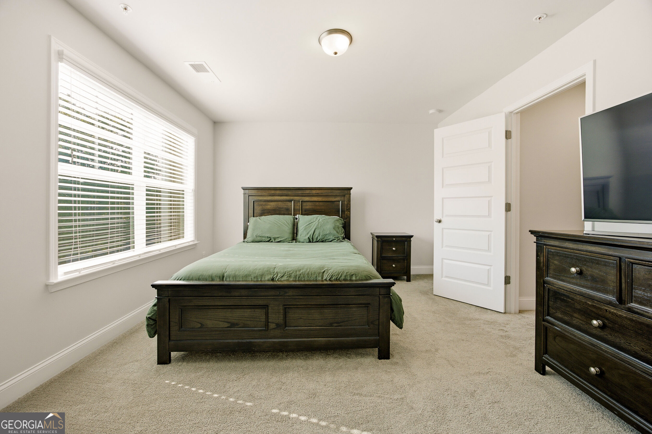 567 Sonata Walk Property Photo 14