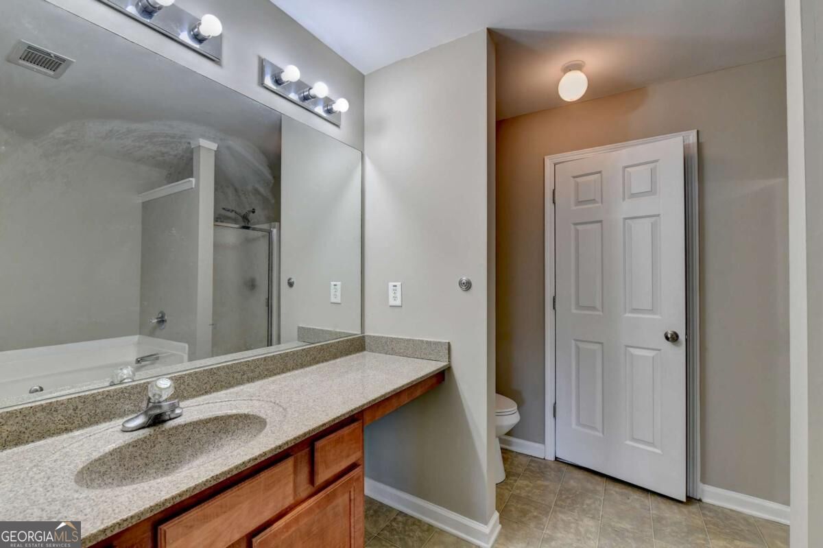 2152 Executive Drive Property Photo 29