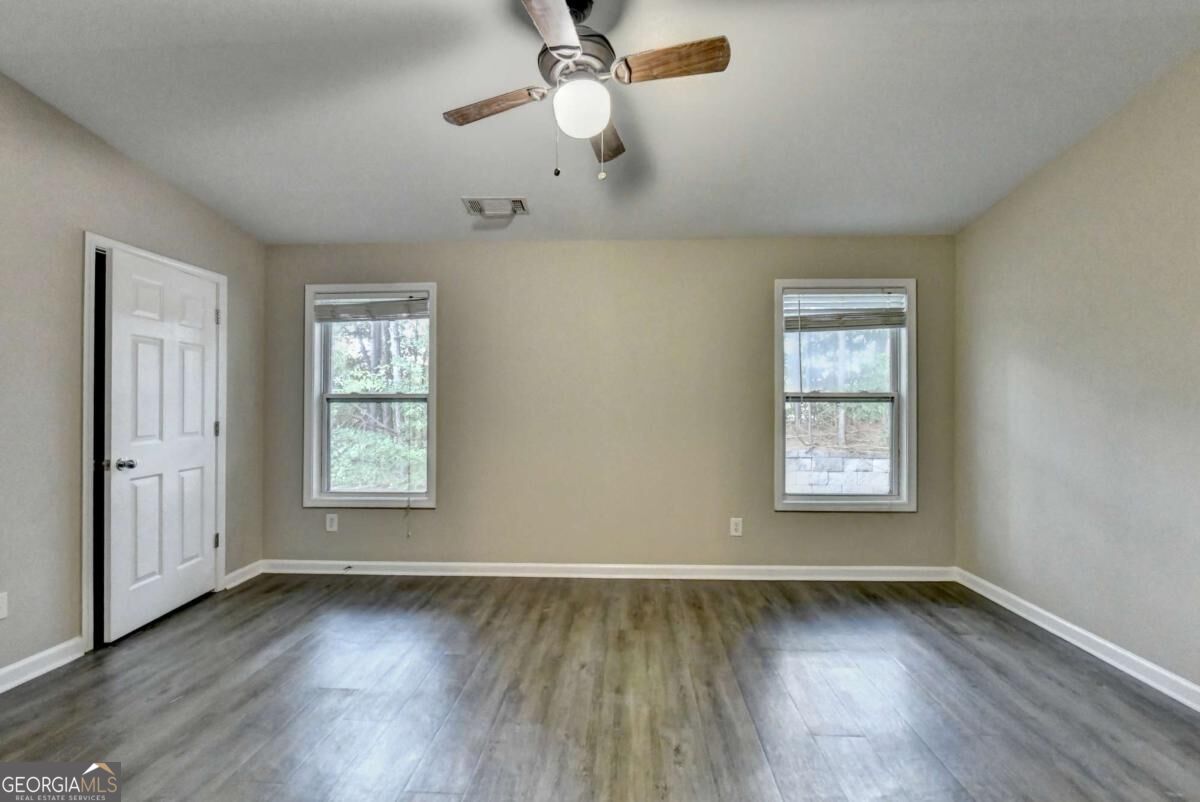 2152 Executive Drive Property Photo 32