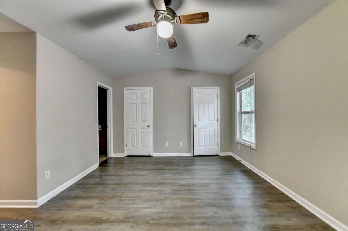 2152 Executive Drive Property Photo 33