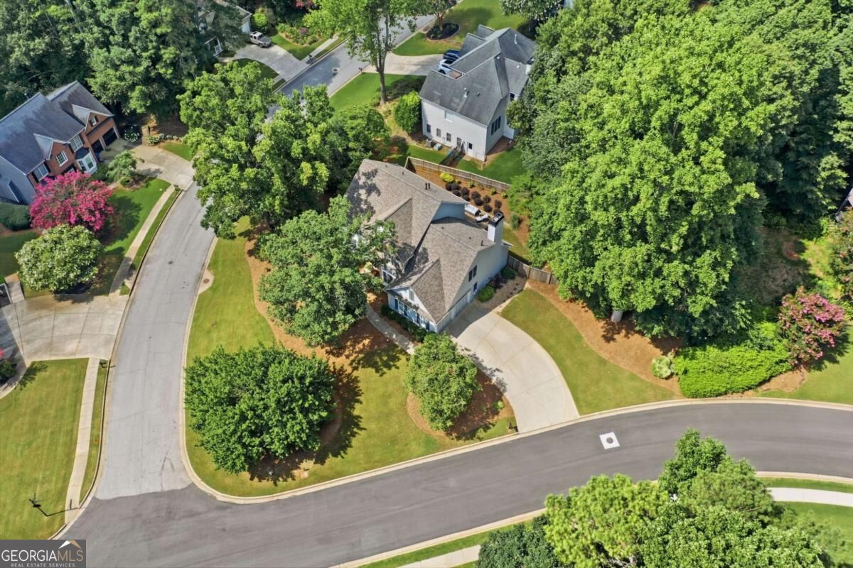 940 River Cove Drive Property Photo 2