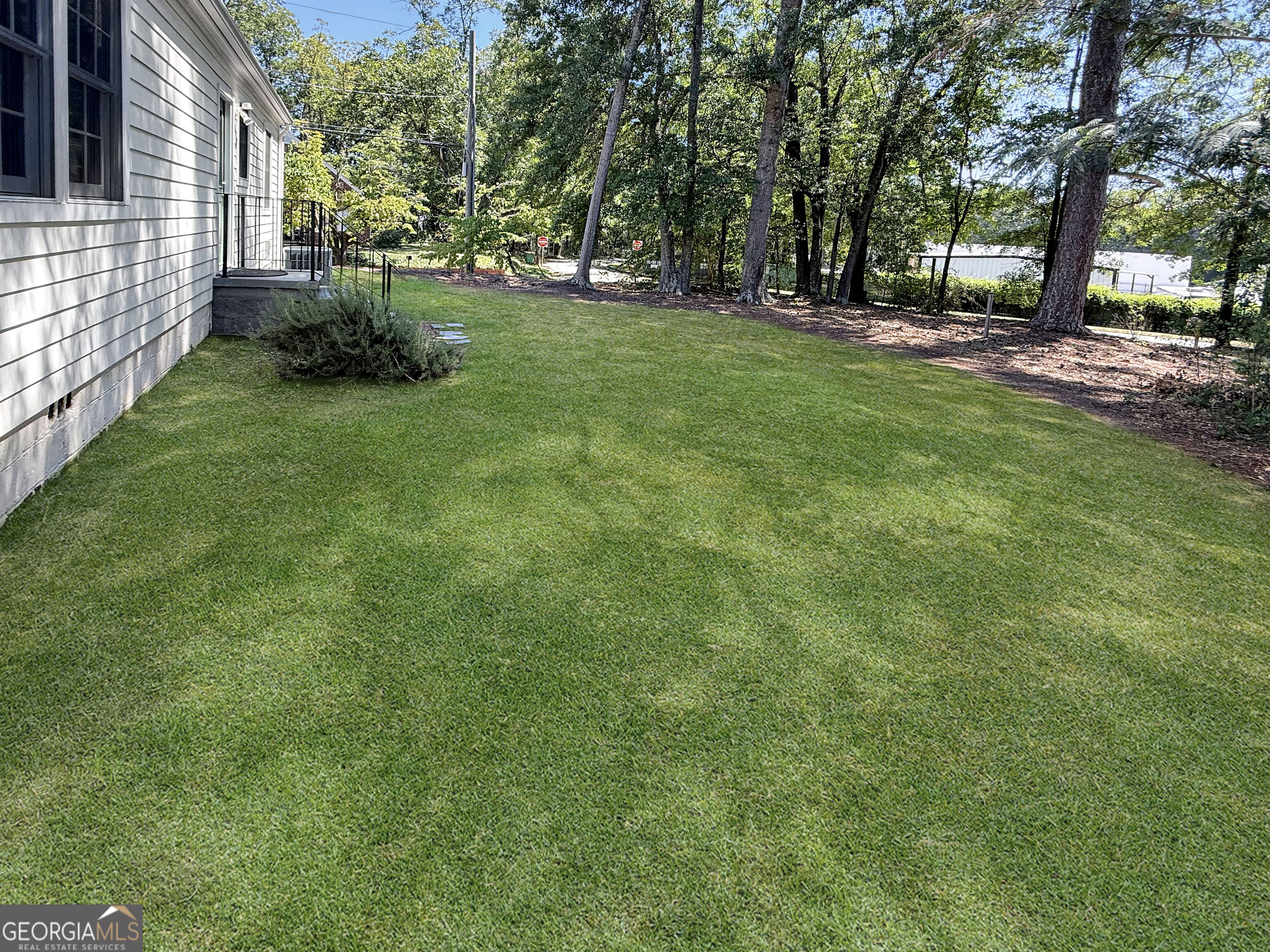 155 Windsor Court Property Photo 17