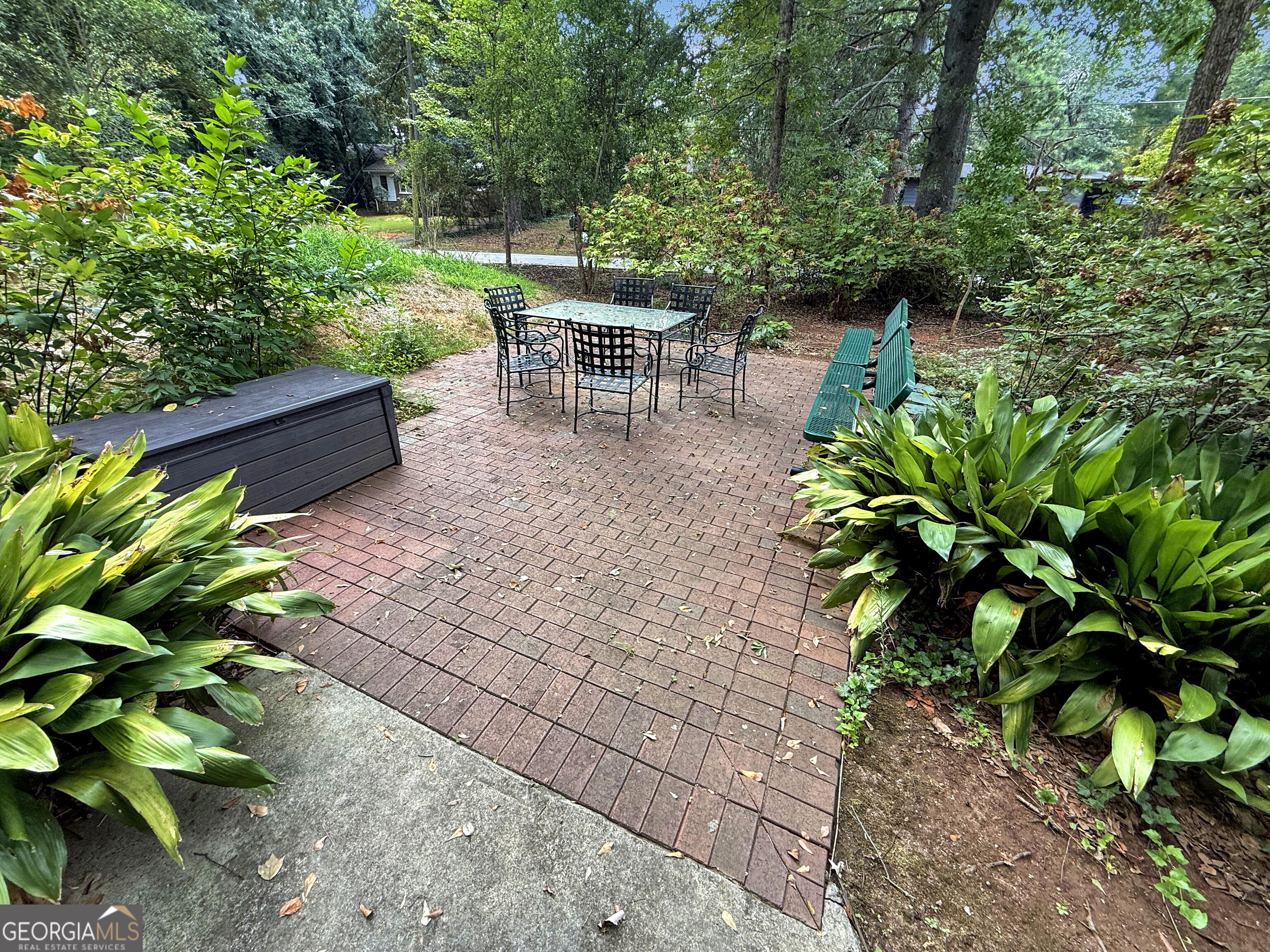 155 Windsor Court Property Photo 22