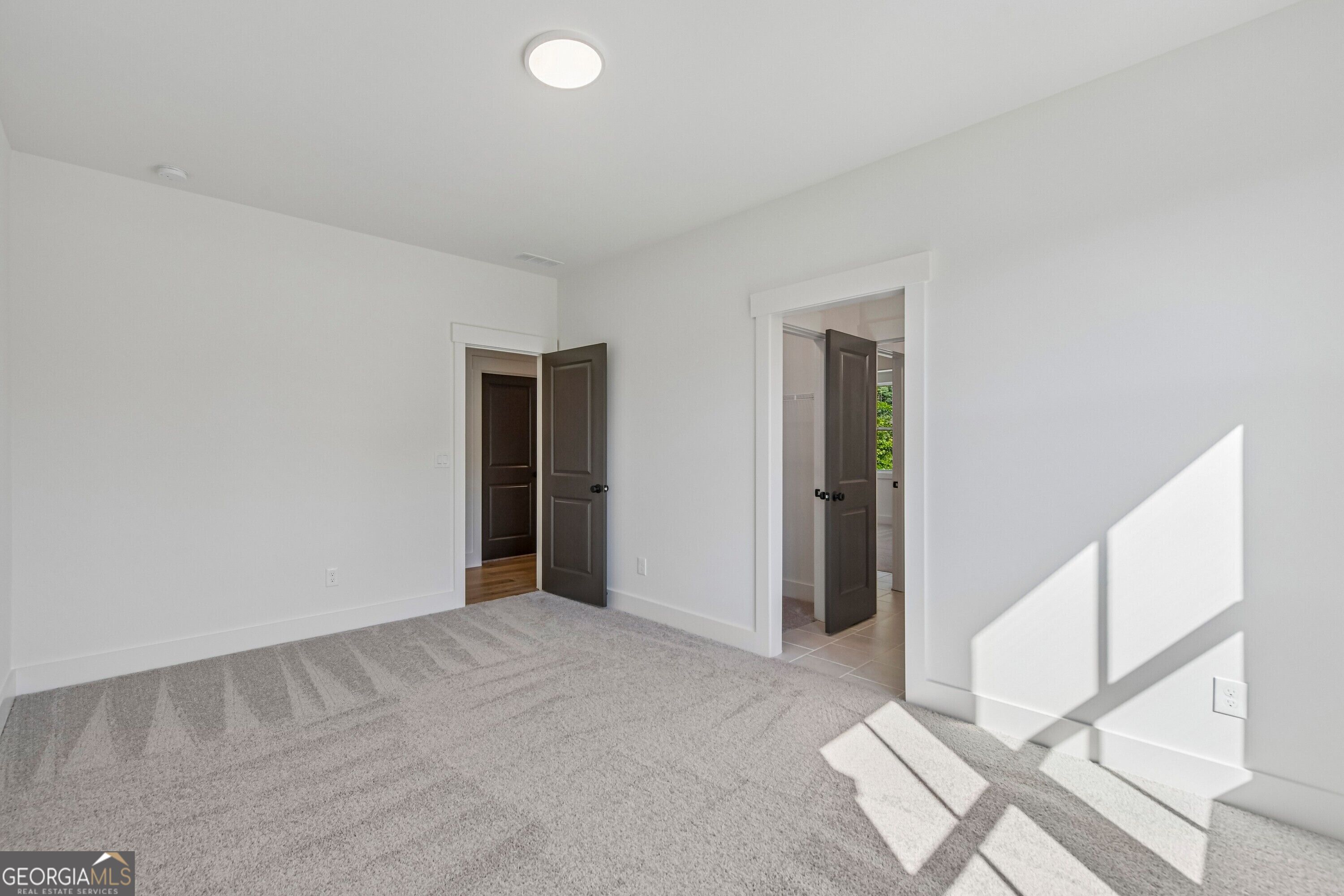 9110 Greenway Court Property Photo 36