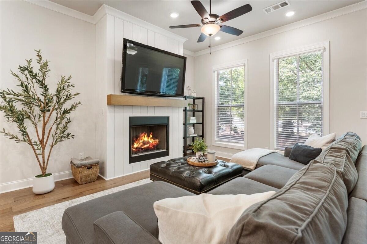 124 Everley Walk Property Photo 3