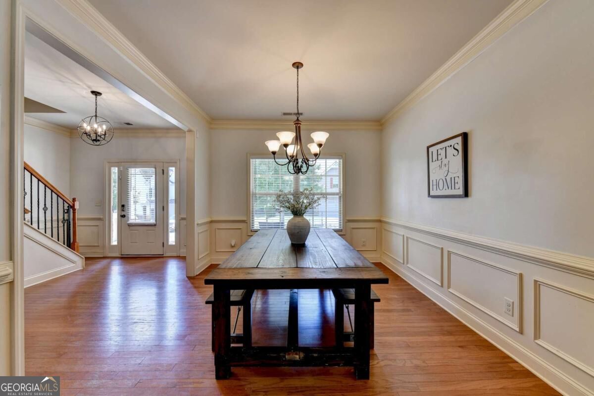 5691 Crest Hill Drive Property Photo 12