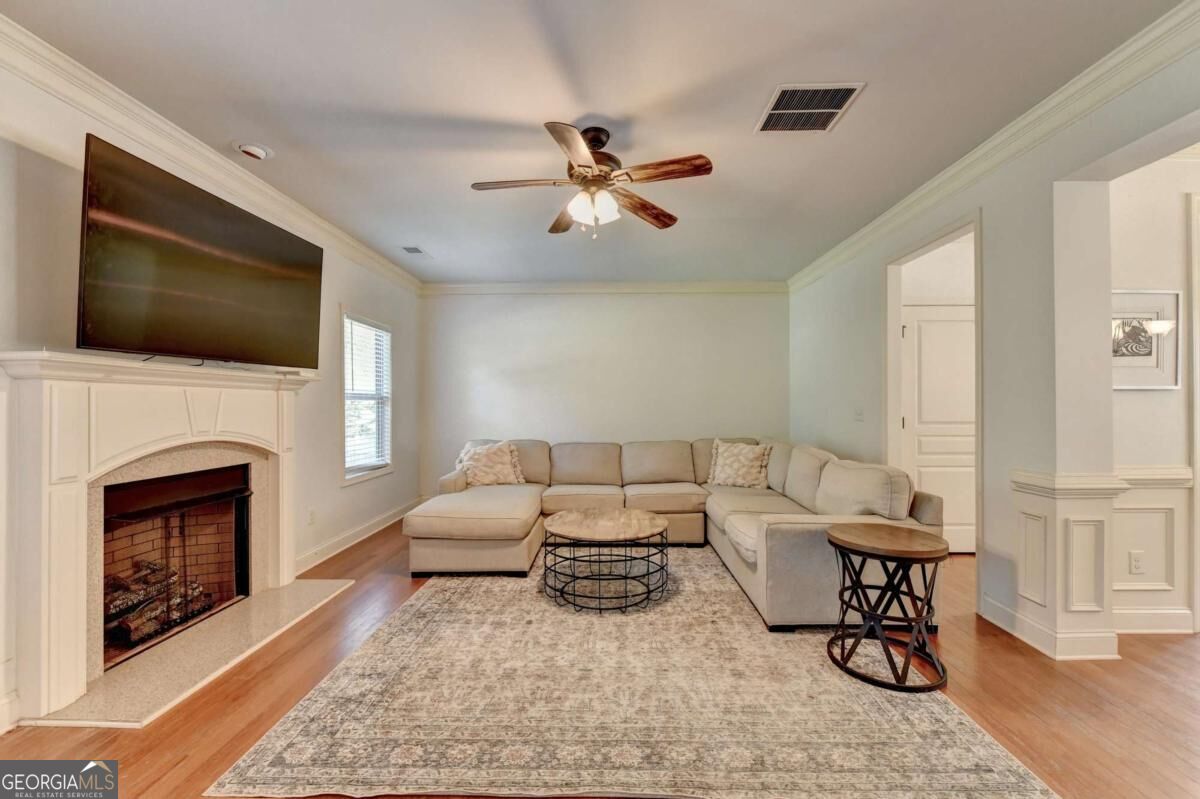 5691 Crest Hill Drive Property Photo 14