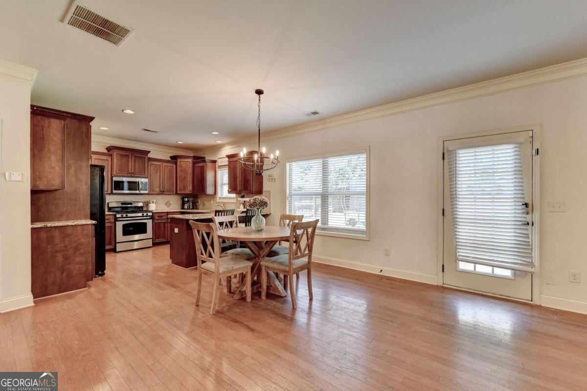 5691 Crest Hill Drive Property Photo 20