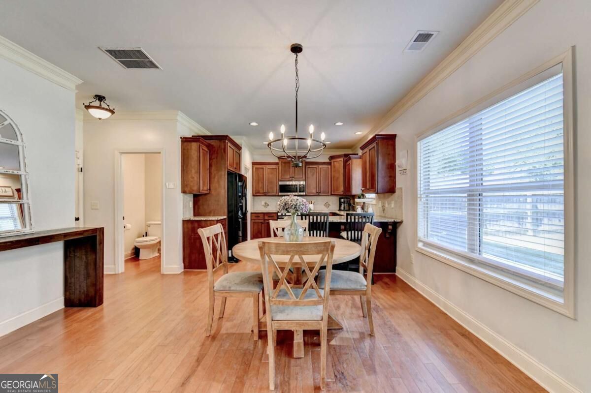 5691 Crest Hill Drive Property Photo 21