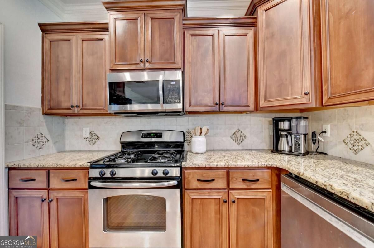 5691 Crest Hill Drive Property Photo 30