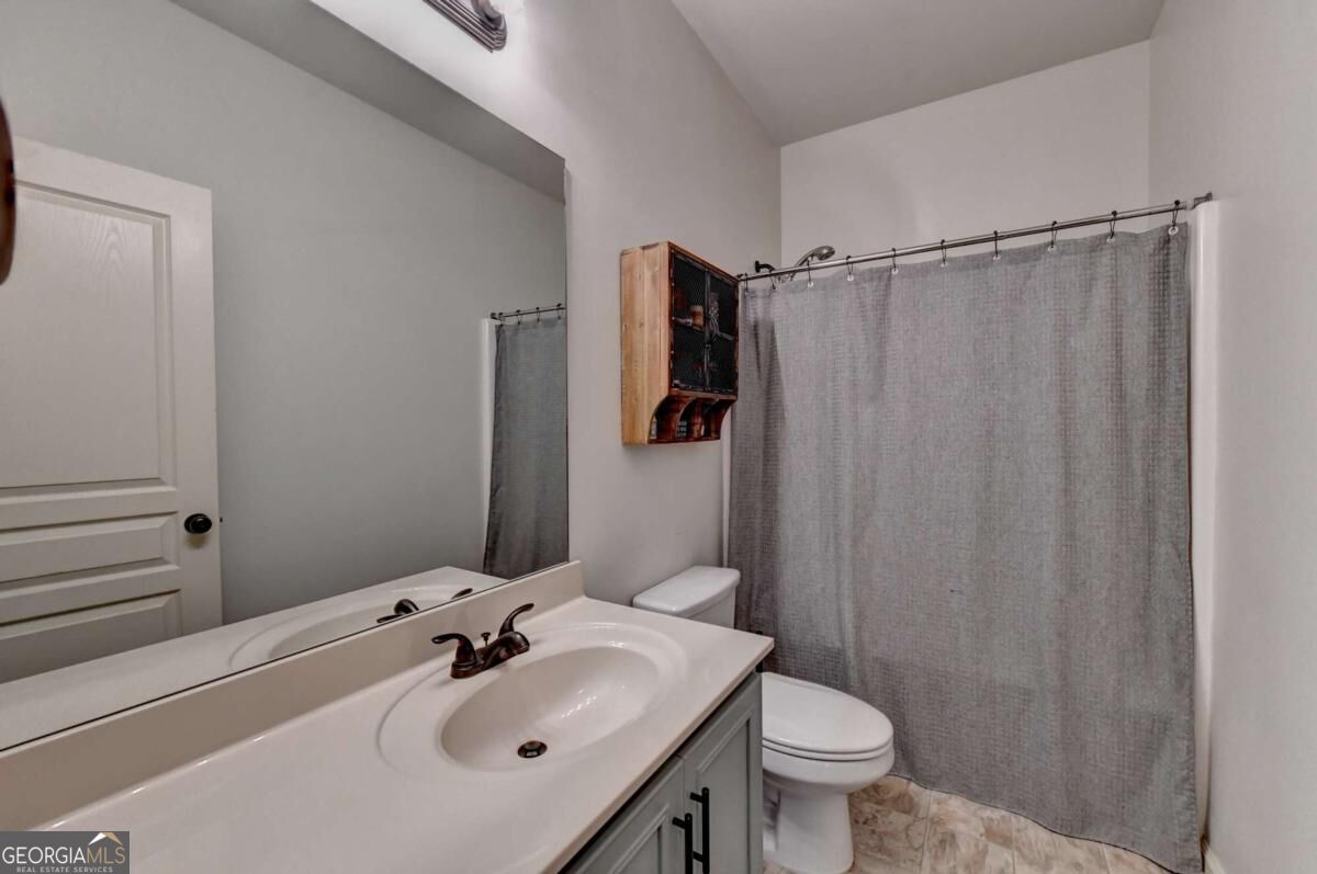 5691 Crest Hill Drive Property Photo 43