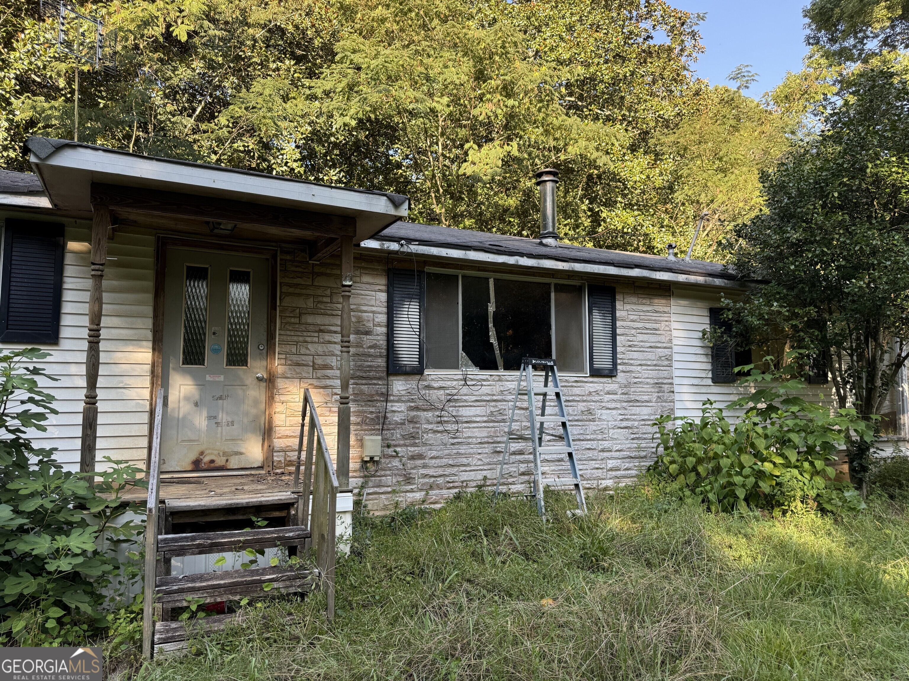 11 Falcon Drive Property Photo 2
