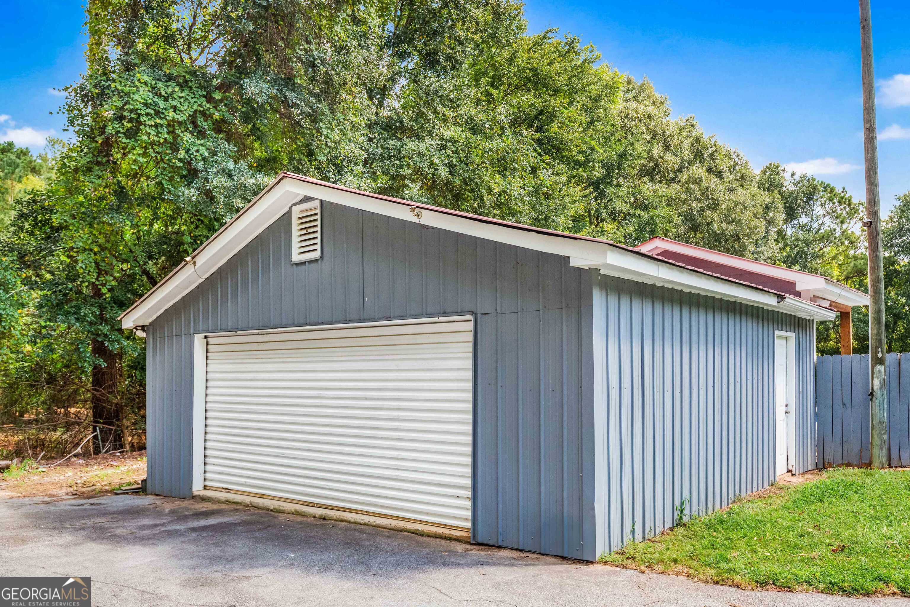 214 Paul Smith Road Property Photo 2