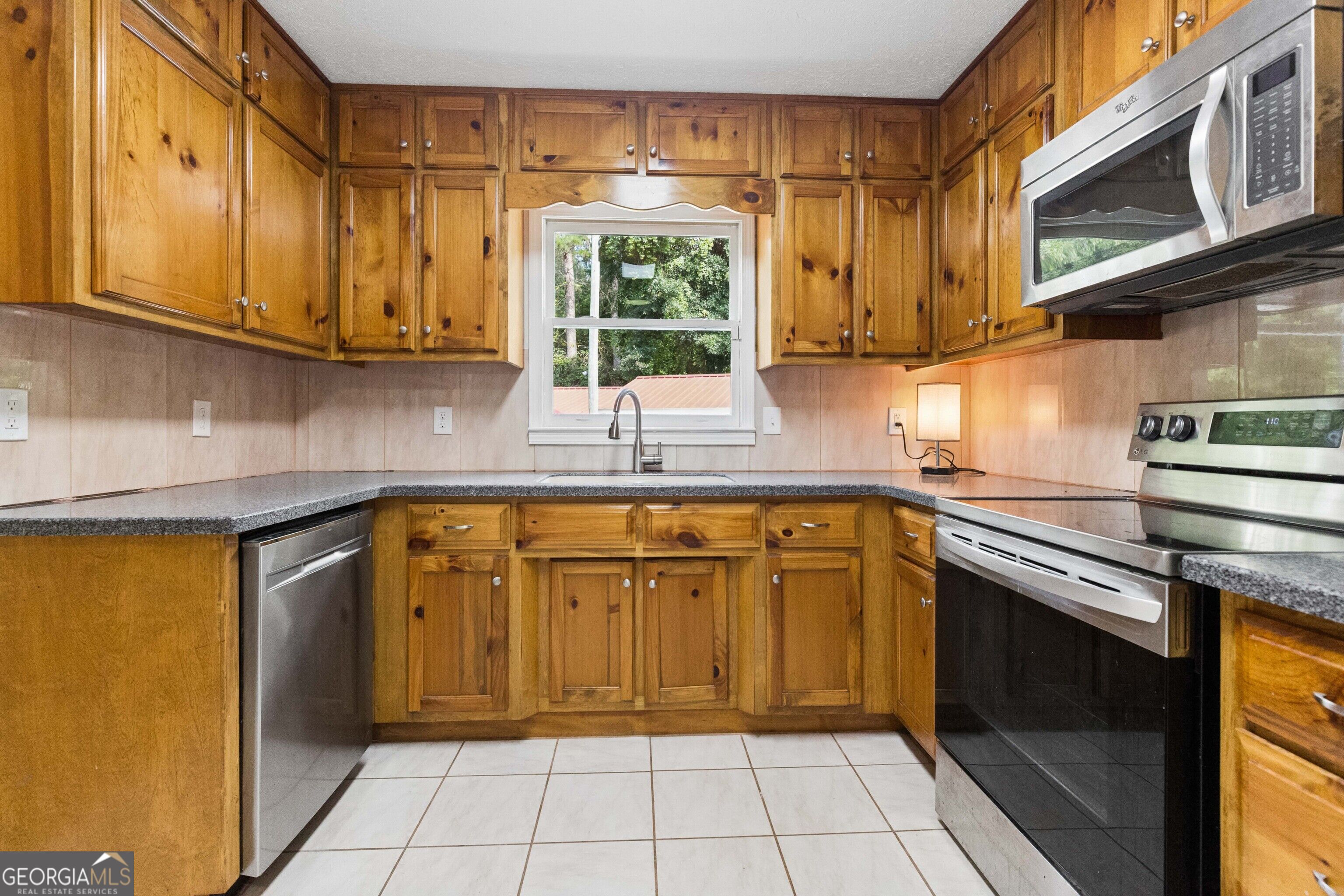 214 Paul Smith Road Property Photo 10