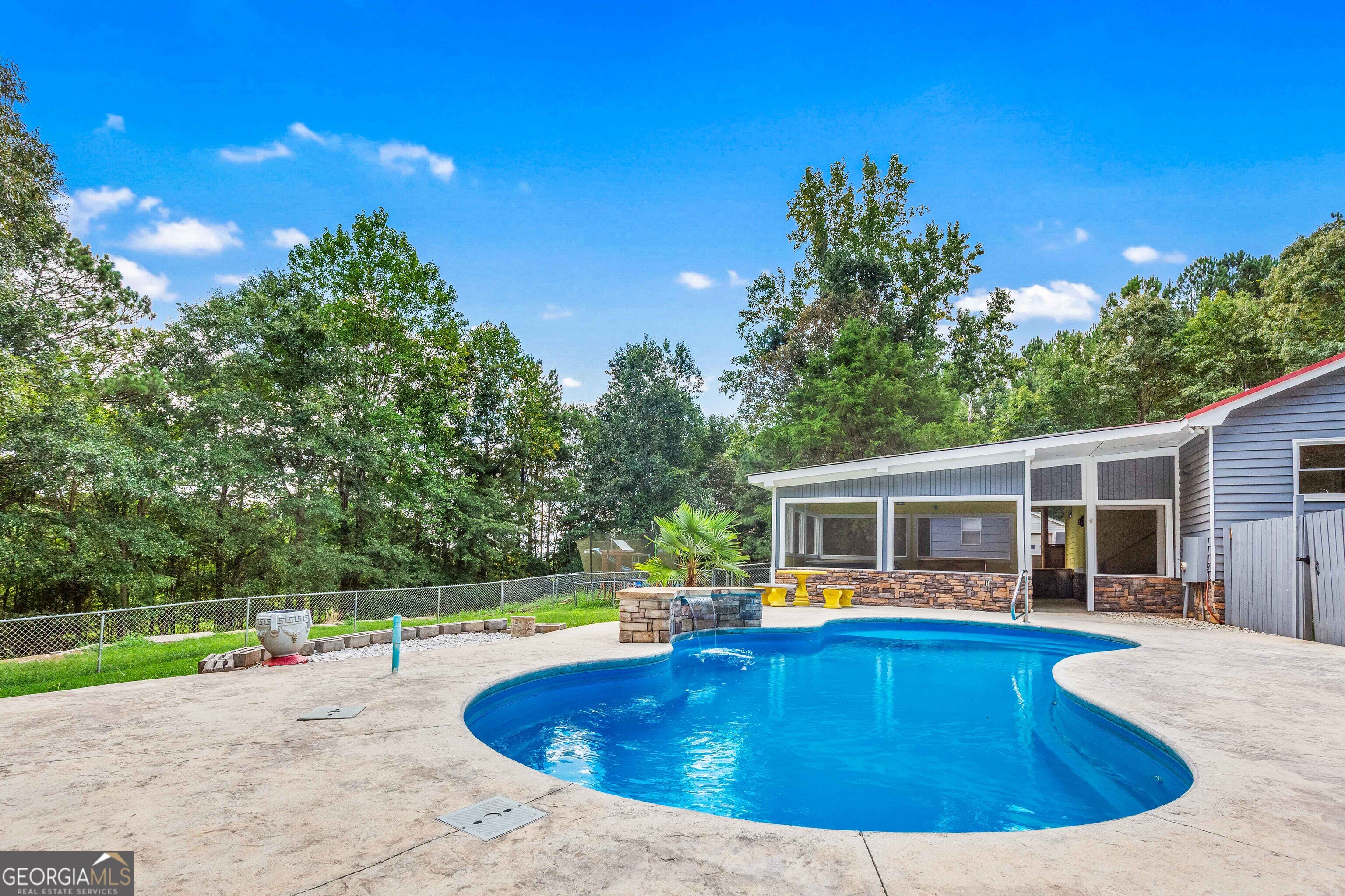 214 Paul Smith Road Property Photo 37