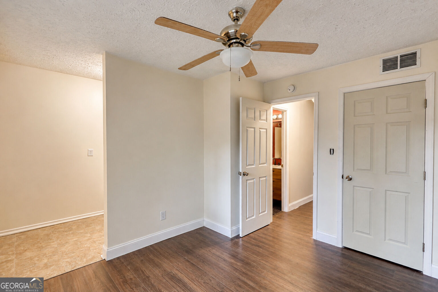 555 Freeman Drive Property Photo 13