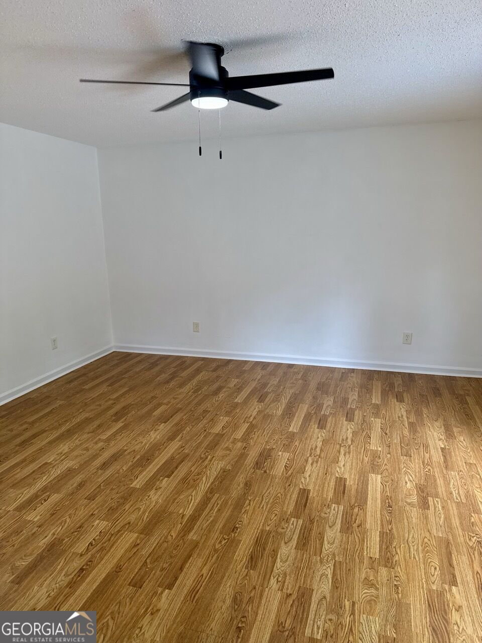 108 Hilltop Circle Property Photo 4