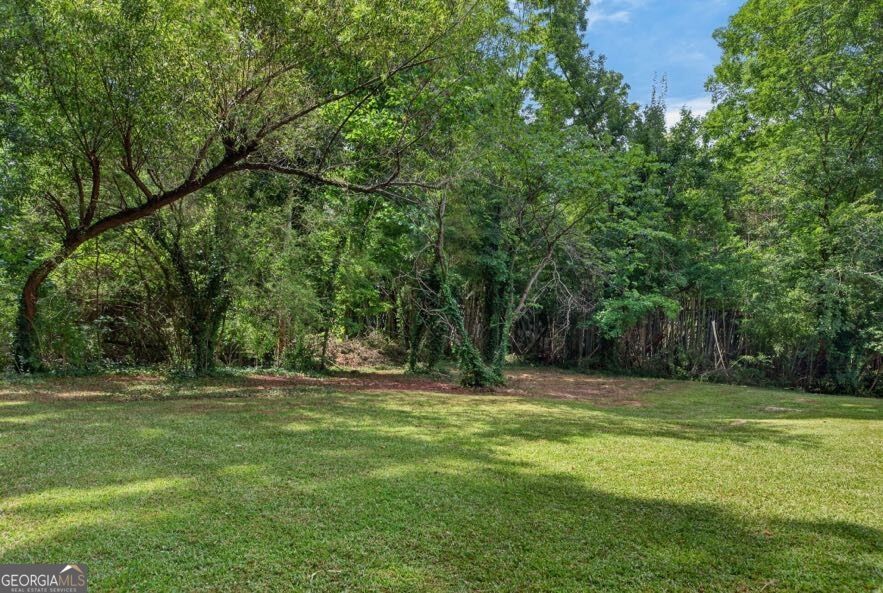 743 Almon Road Property Photo 5