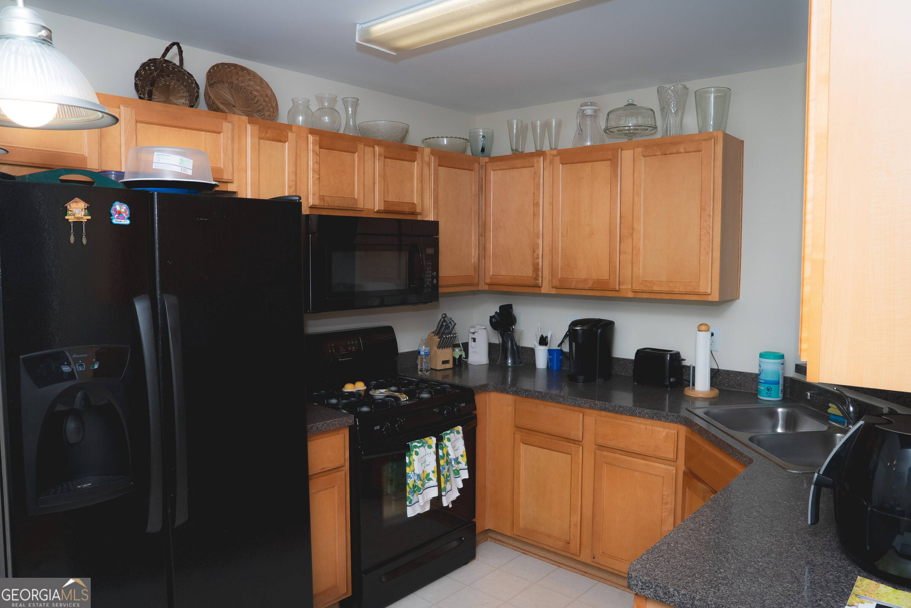 1901 Oakbluff Drive Property Photo 8